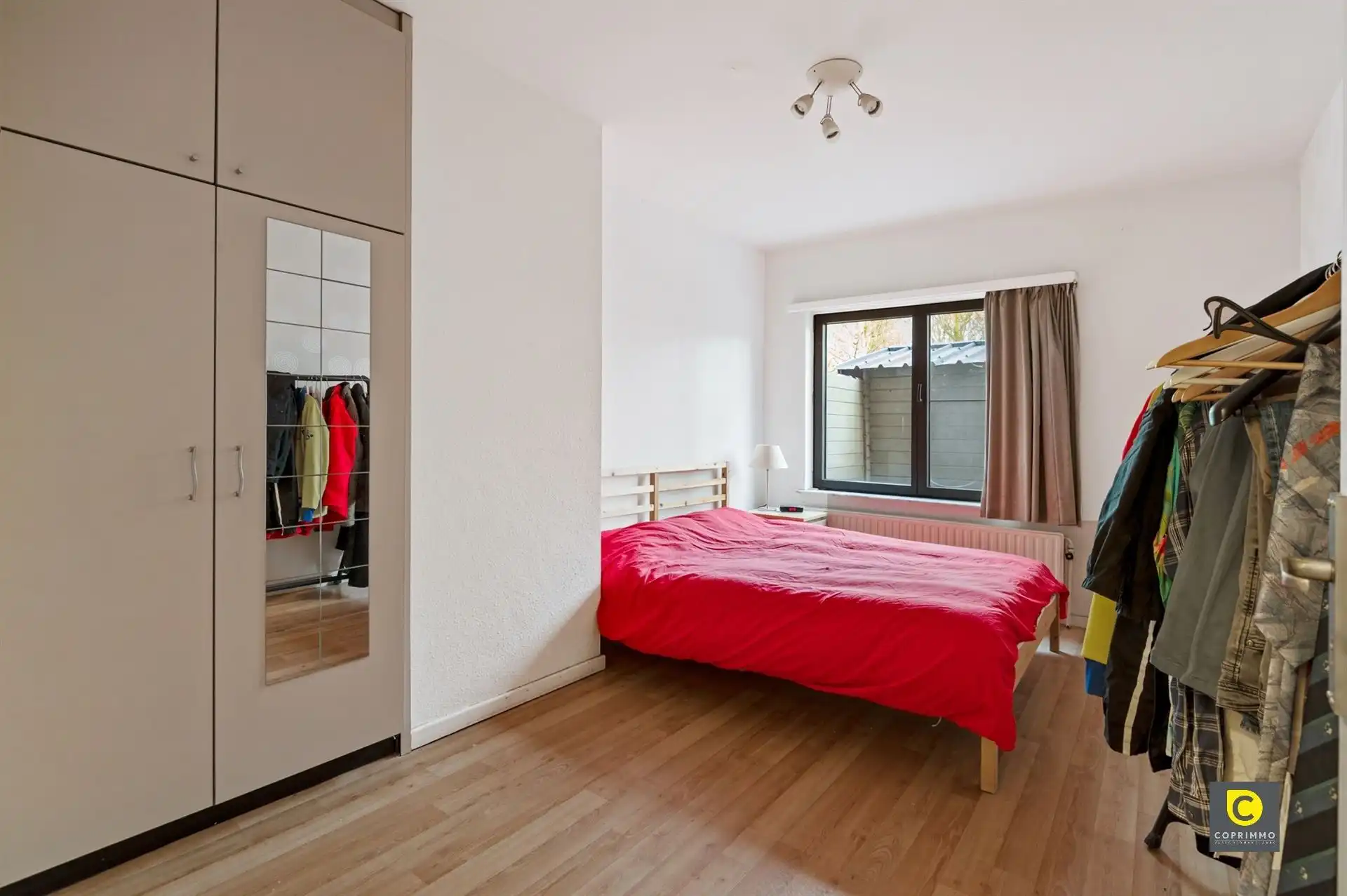 Verzorgd gebouw met 3 appartementen foto 4