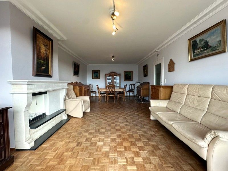 Lichtrijk appartement met twee slaapkamers én garagebox! foto 4