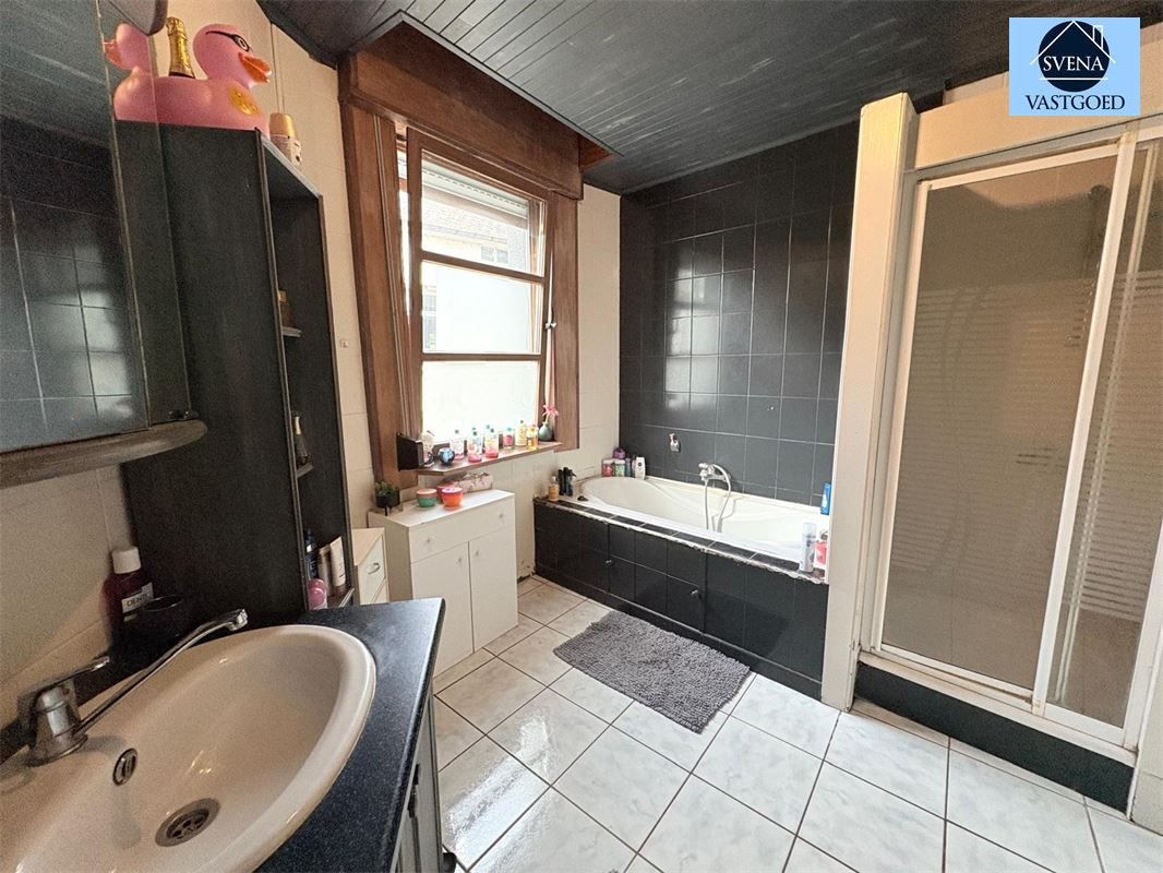 RUIME AUTHENTIEKE WONING IN ZARLARDINGE foto 10