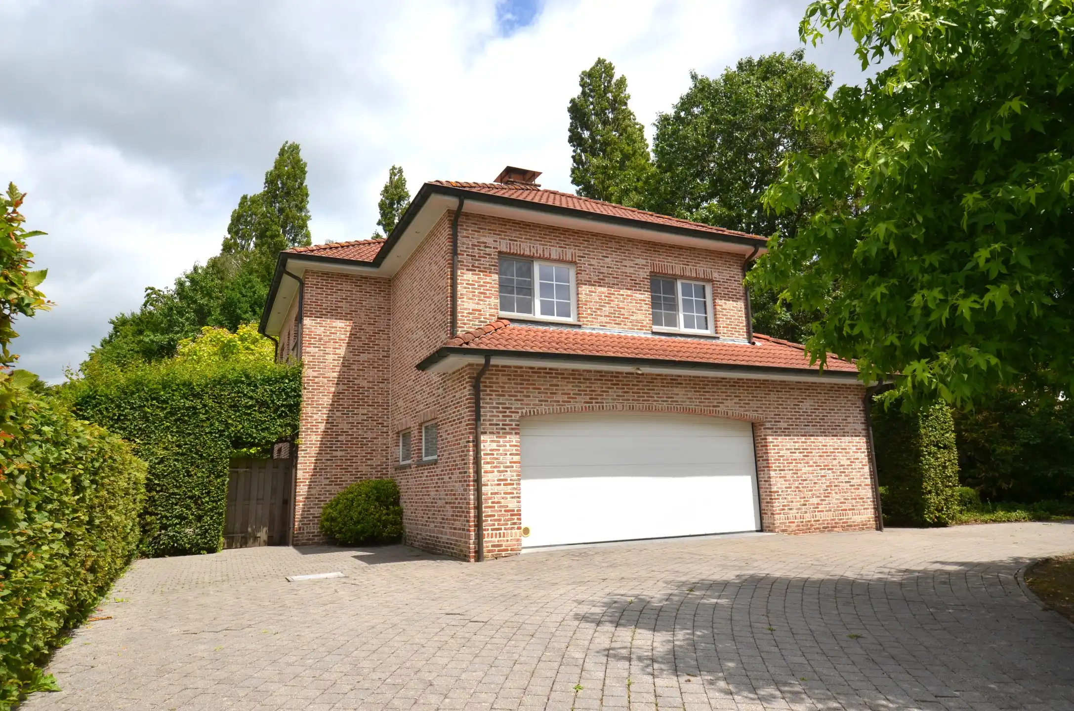 Energiezuinige villa met bijhorende bouwgrond op 2.785 m² foto 2