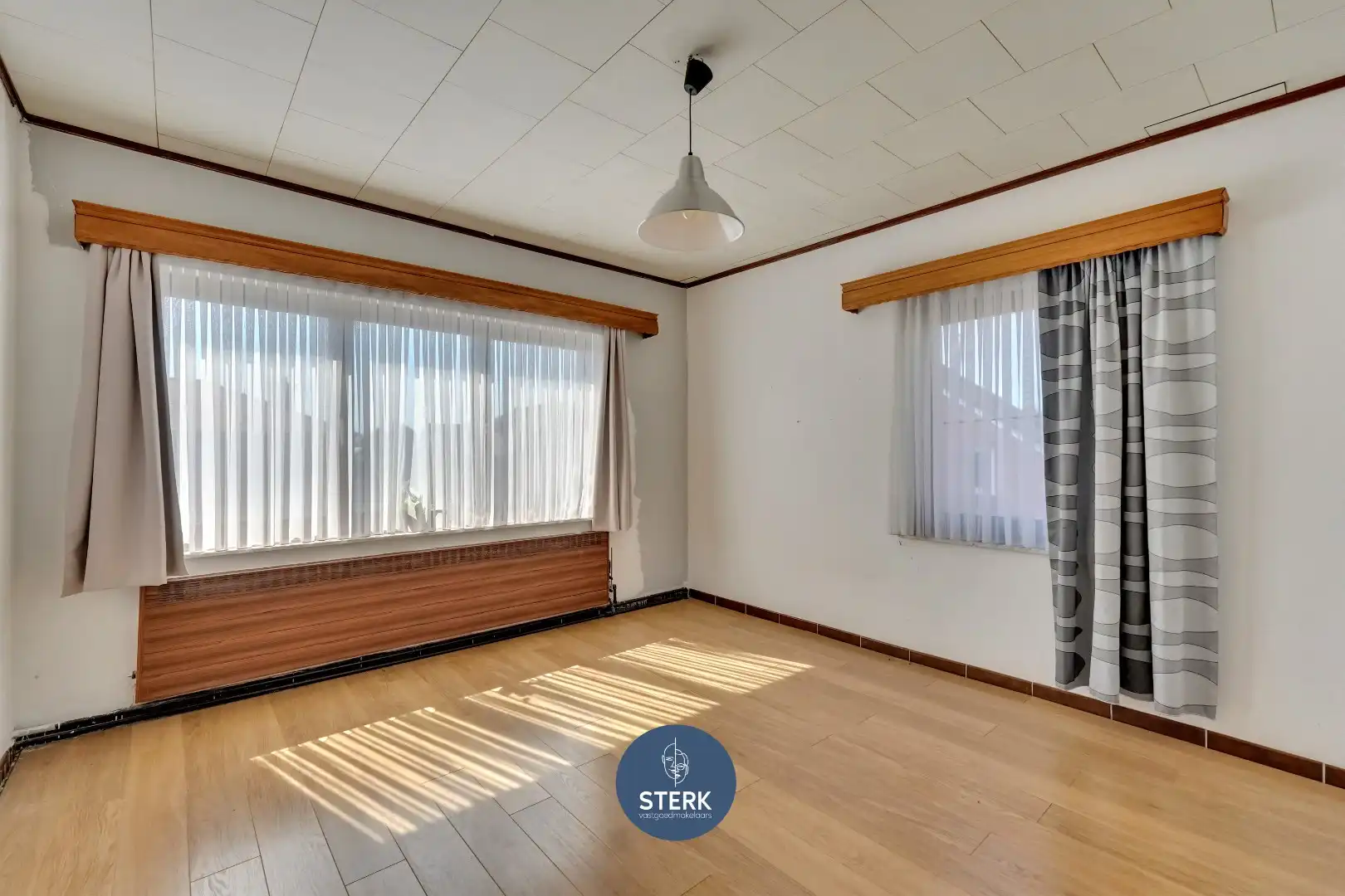 OP TE KNAPPEN GEZINSWONING (206 M²) MET VEEL POTENTIEEL TE LANAKEN !  foto 13