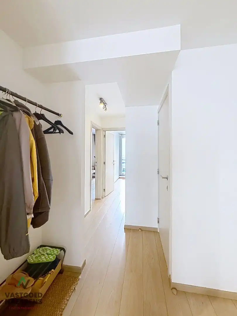 INSTAPKLAAR 2 SLPK APP MET 2 BADKAMERS EN TERRAS foto 10