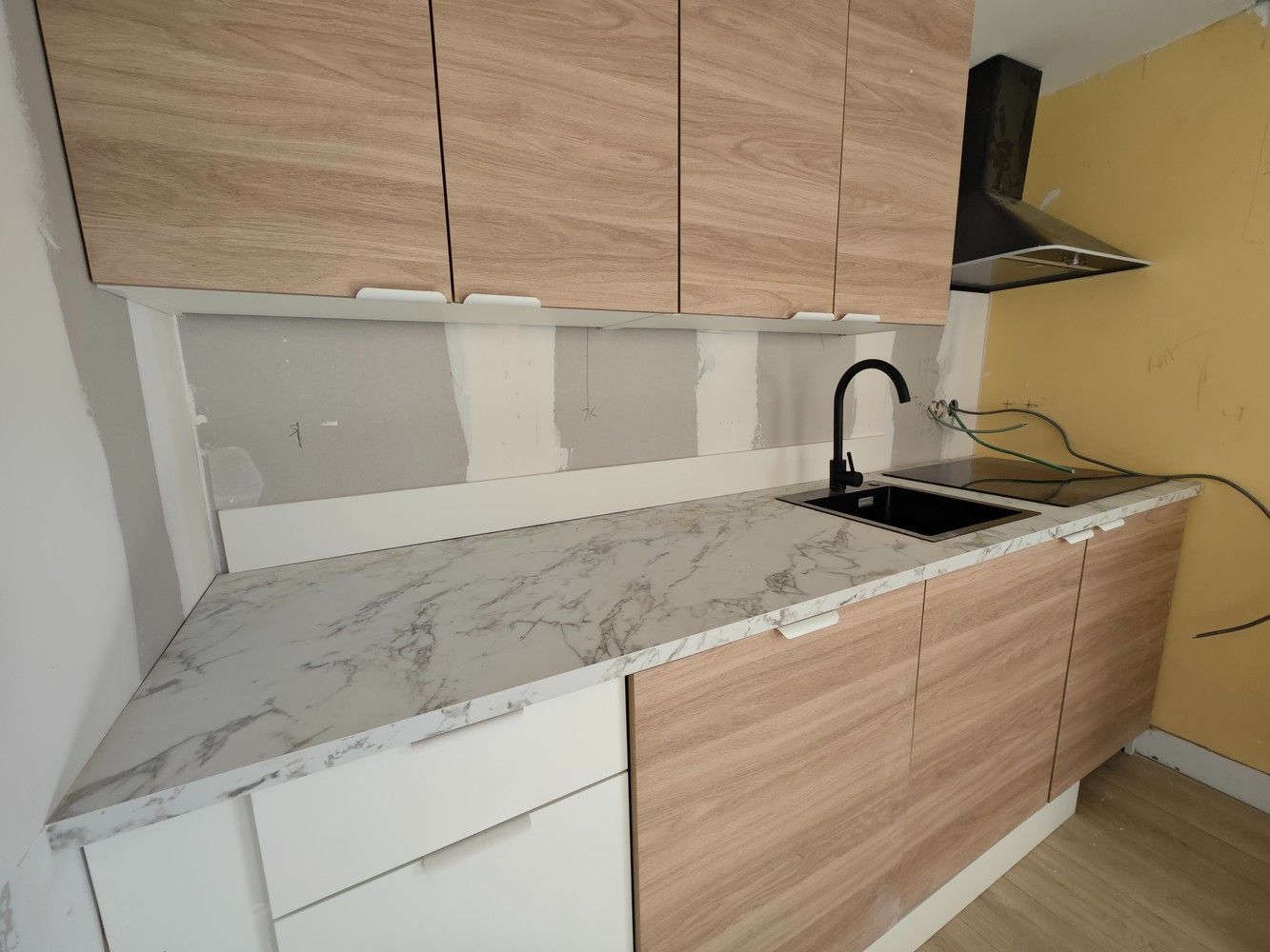 Gerenoveerd duplex-appartement met 2 slpks in het centrum van Hasselt foto 2