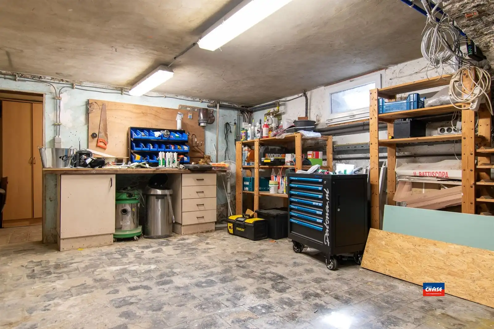 Authentieke woning met zes slaapkamers en tuin met toegang naar de steenbakkerij foto 31