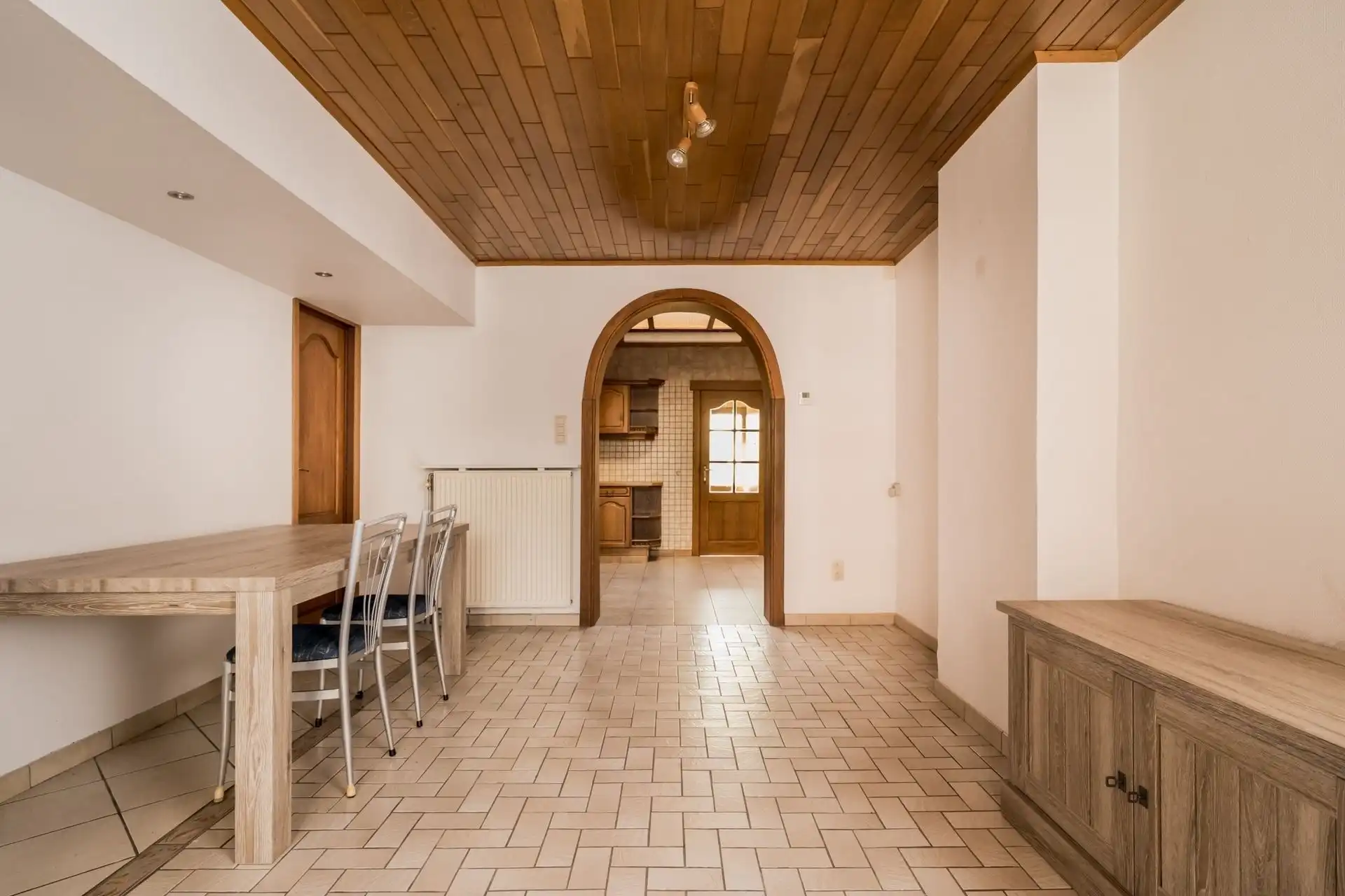 Eengezinswoning met 3 slpks en toegang via de tuin! foto 9