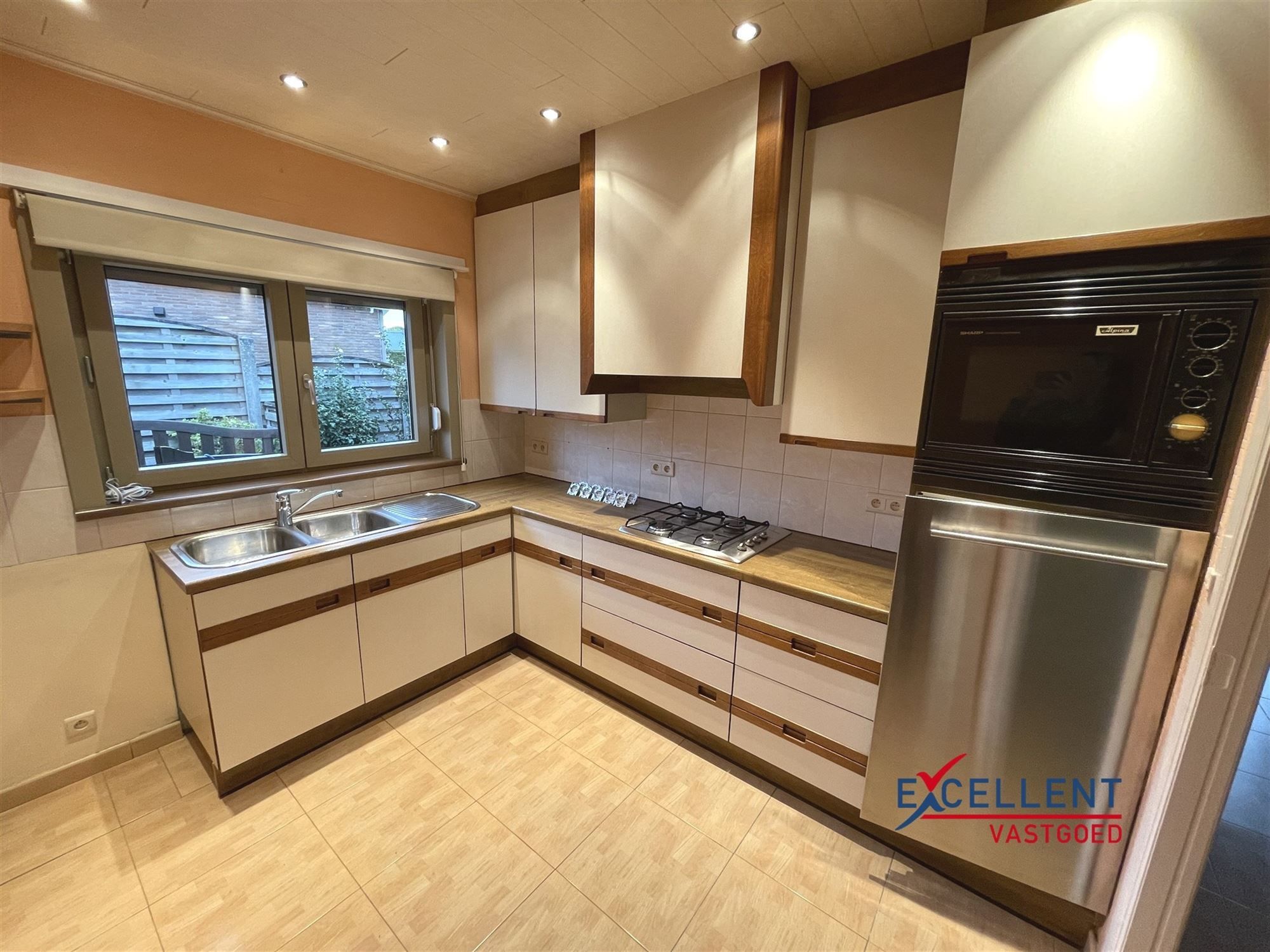Bungalow met 2 slaapkamers te huur in Drongen foto 4