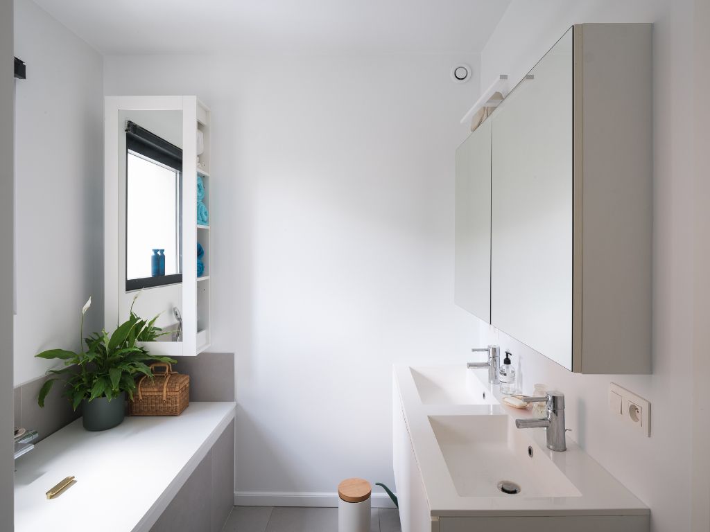 Omgeving Sint-Pietersstation. Ruim 2 slaapkamer appartement met aangenaam terras en zicht op groen, zowel aan de voor- als achterzijde foto 14