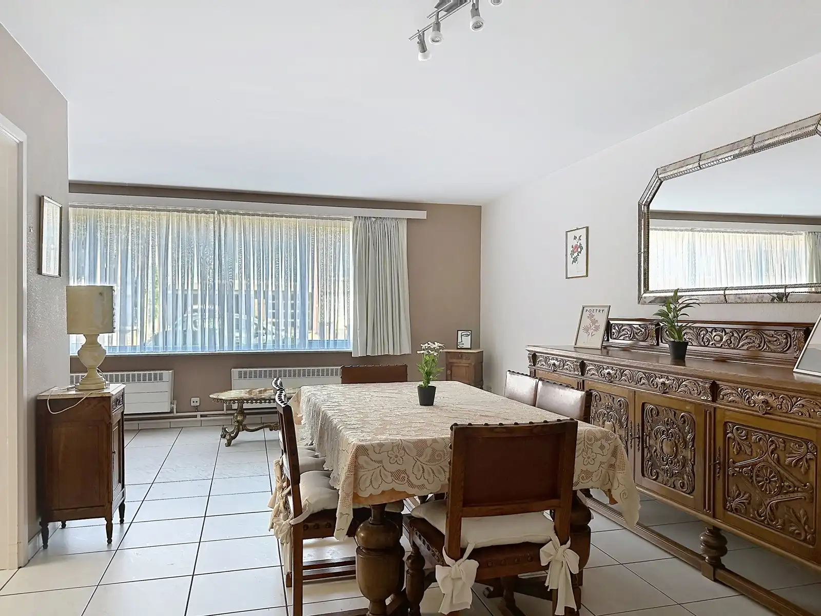 Gelijkvloers 2 slaapkamers appartement vlakbij centrum Aartselaar foto 3