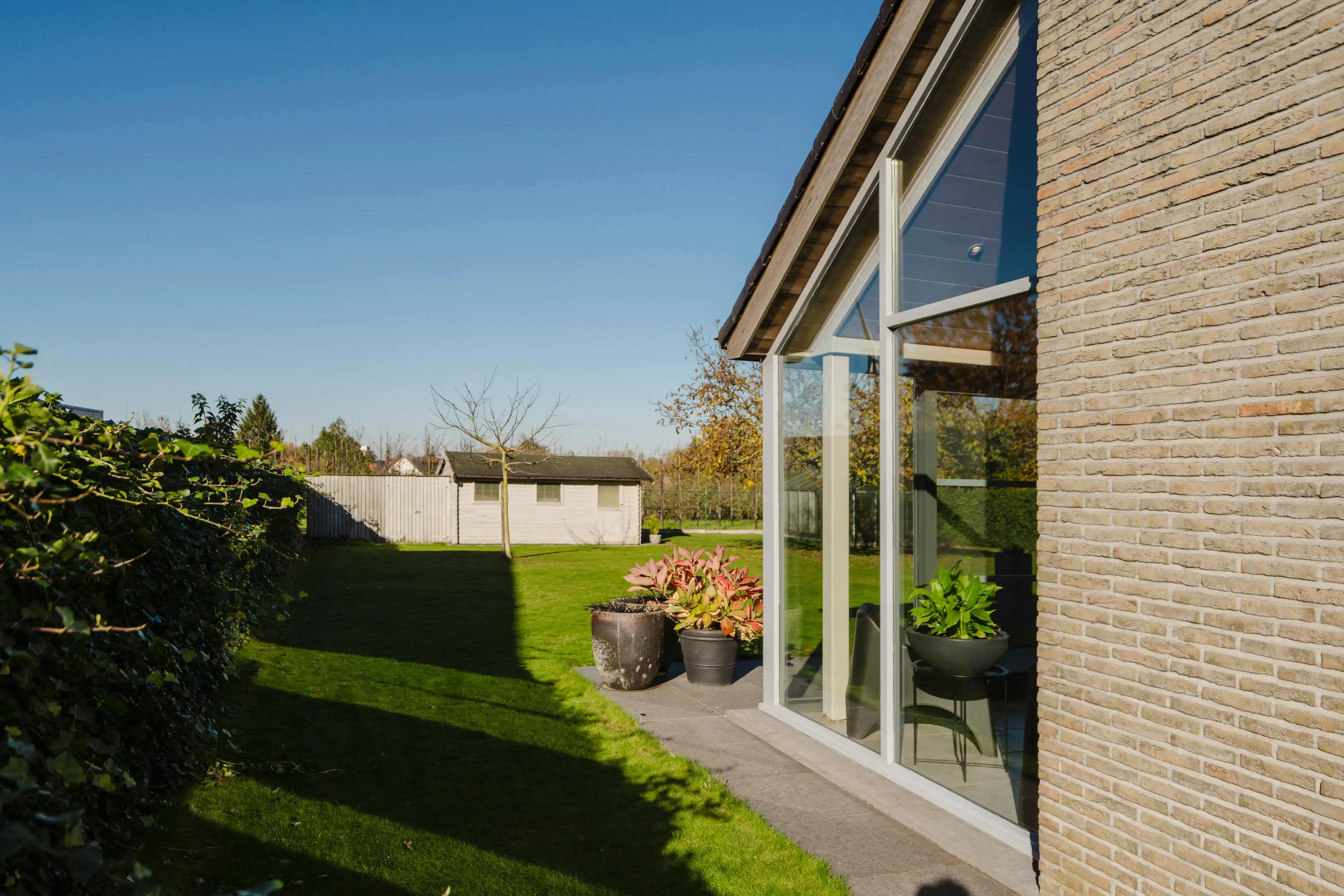 Ruime villa met 6 kamers te koop in Sint-Eloois-Vijve foto 23