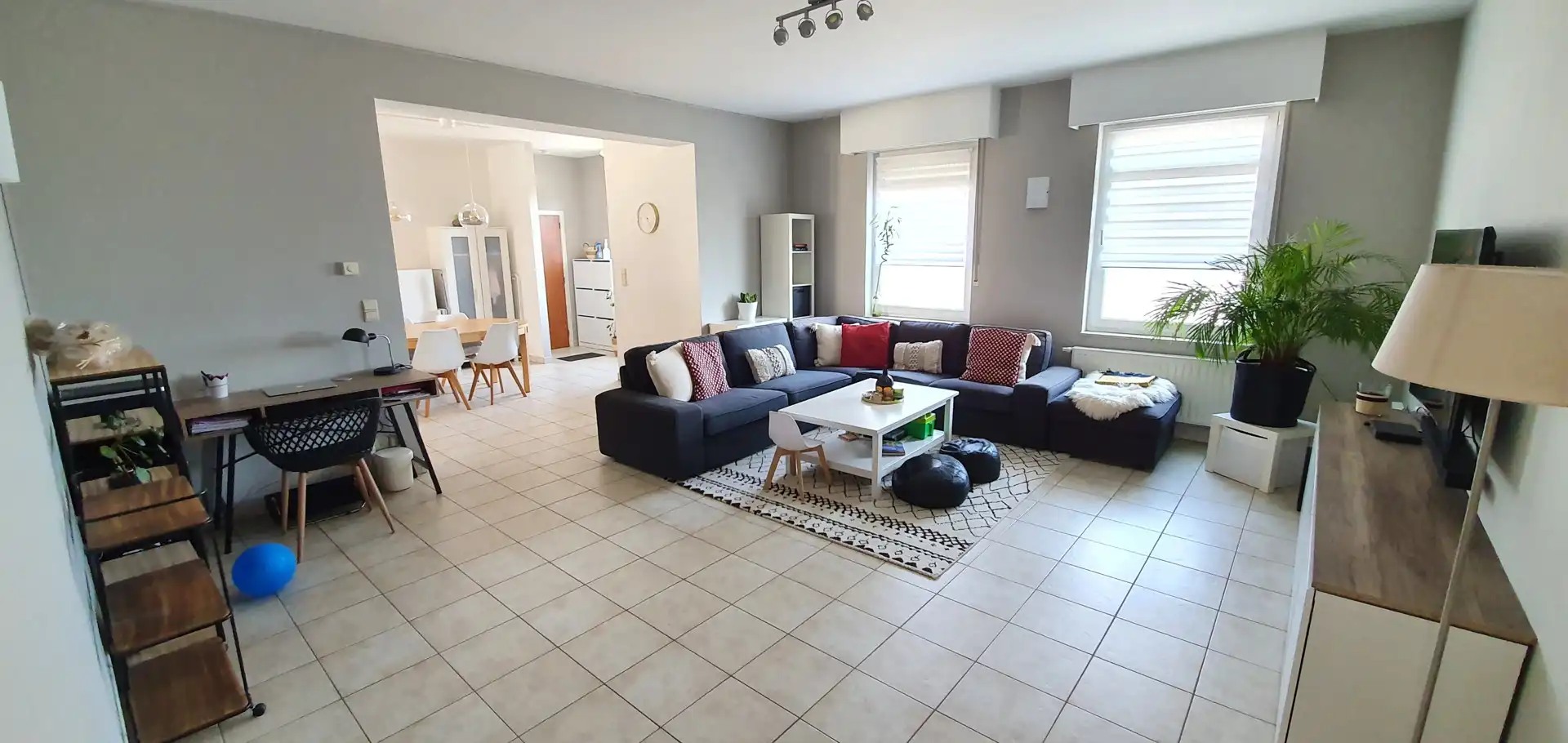 Appartement te huur foto {{pictureIndex}}