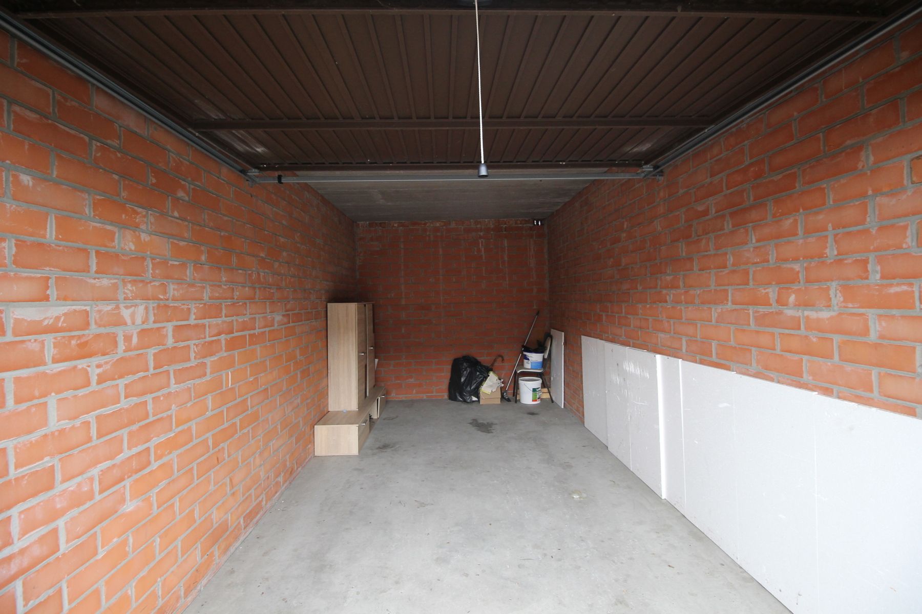 Een appartement op de 2de verdieping met 2 slaapkamers, veranda en garage. foto 15