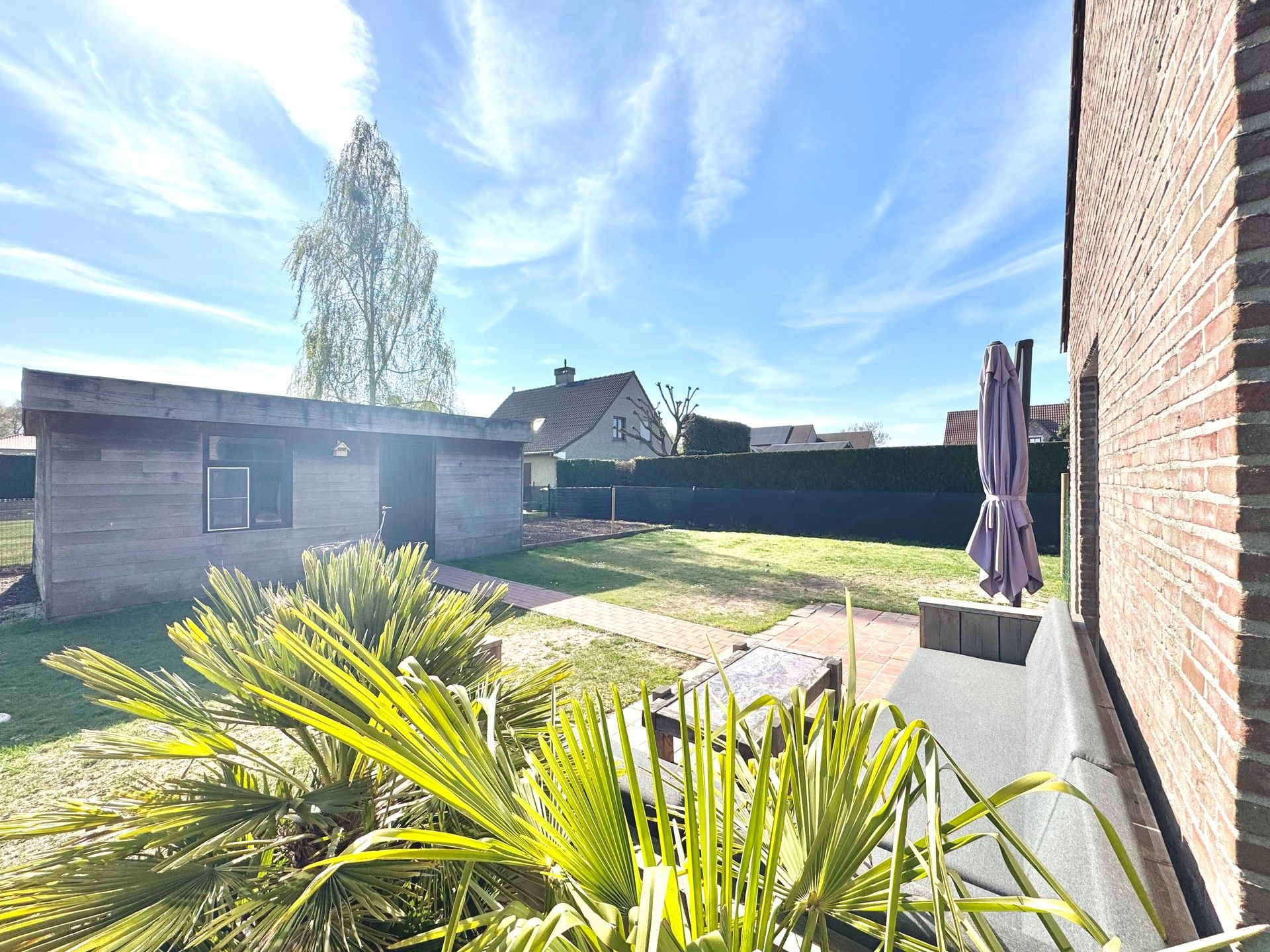 ENERGIEZUINIGE BUNGALOW OP RUSTIGE LOCATIE - 641 m² foto 3