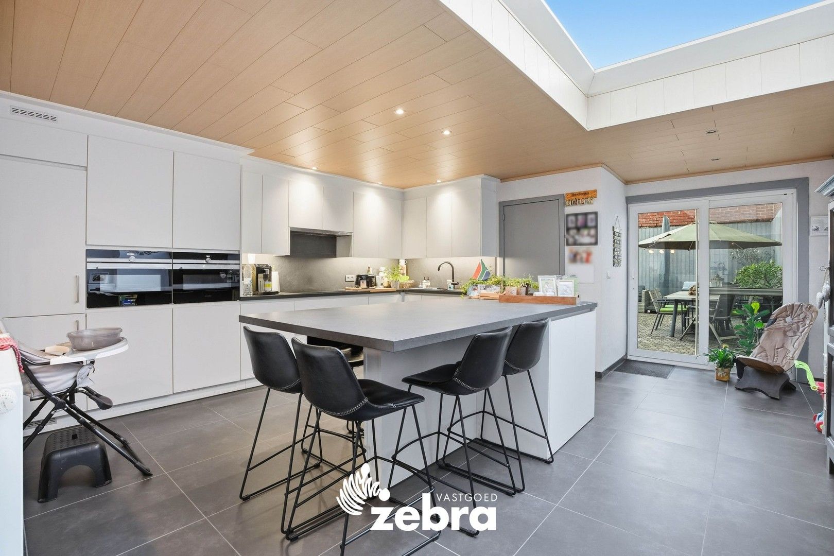 Instapklare woning met 3 slaapkamers en 2 badkamers in Roeselare foto 7