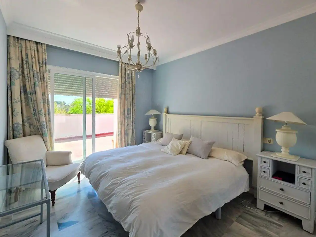 Penthouse met een adembenemend uitzicht in Nueva Andalucía, Marbella foto 8