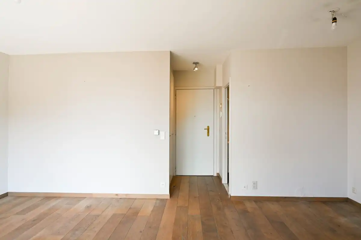 Ruim 1 slaapkamer appartement met zijdelings zeezicht en aankoopmogelijkheid tot een dubbele garage! foto 14