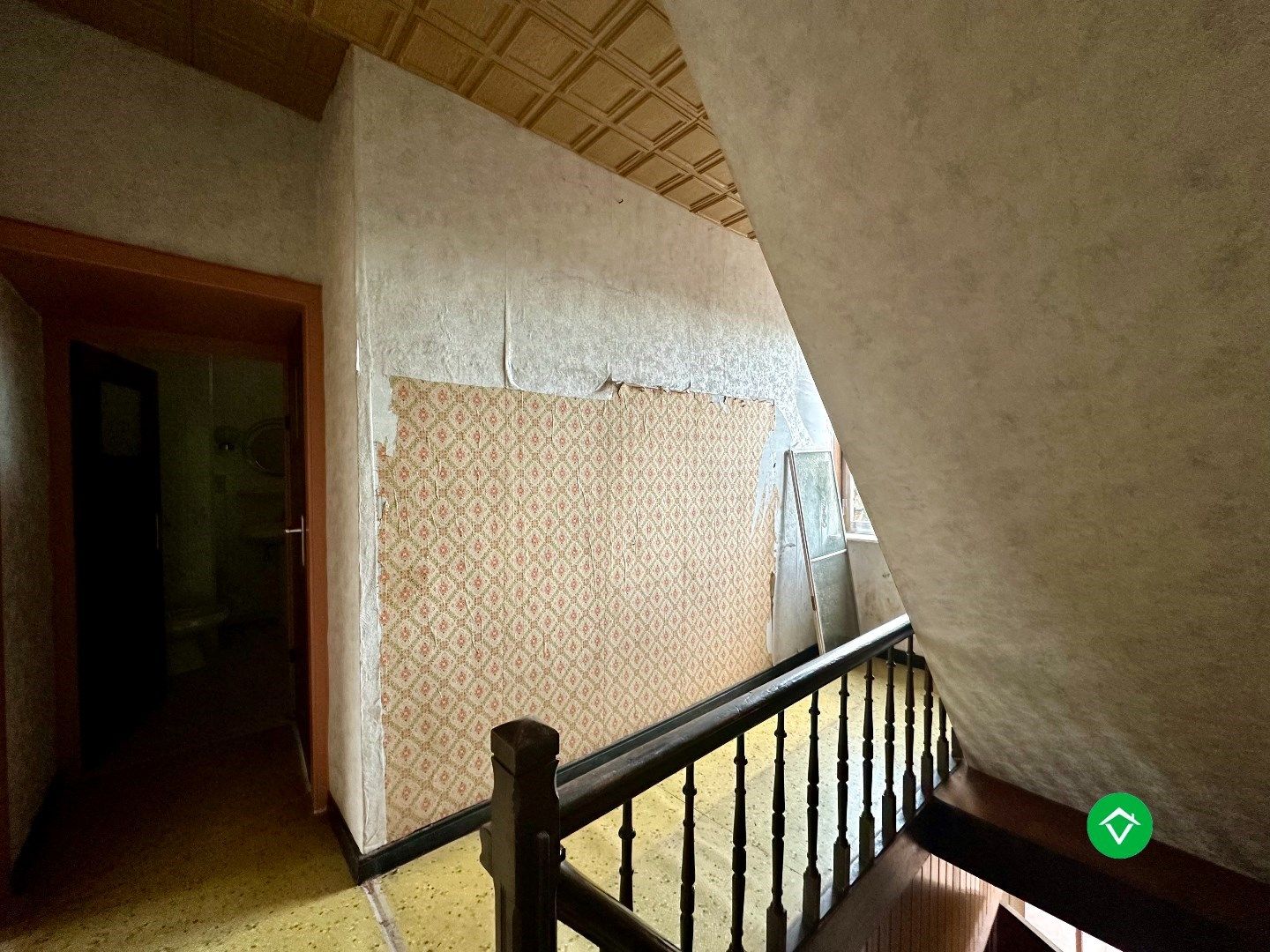 Riante woning met veel potentieel gelegen in Esen, Diksmuide foto 10