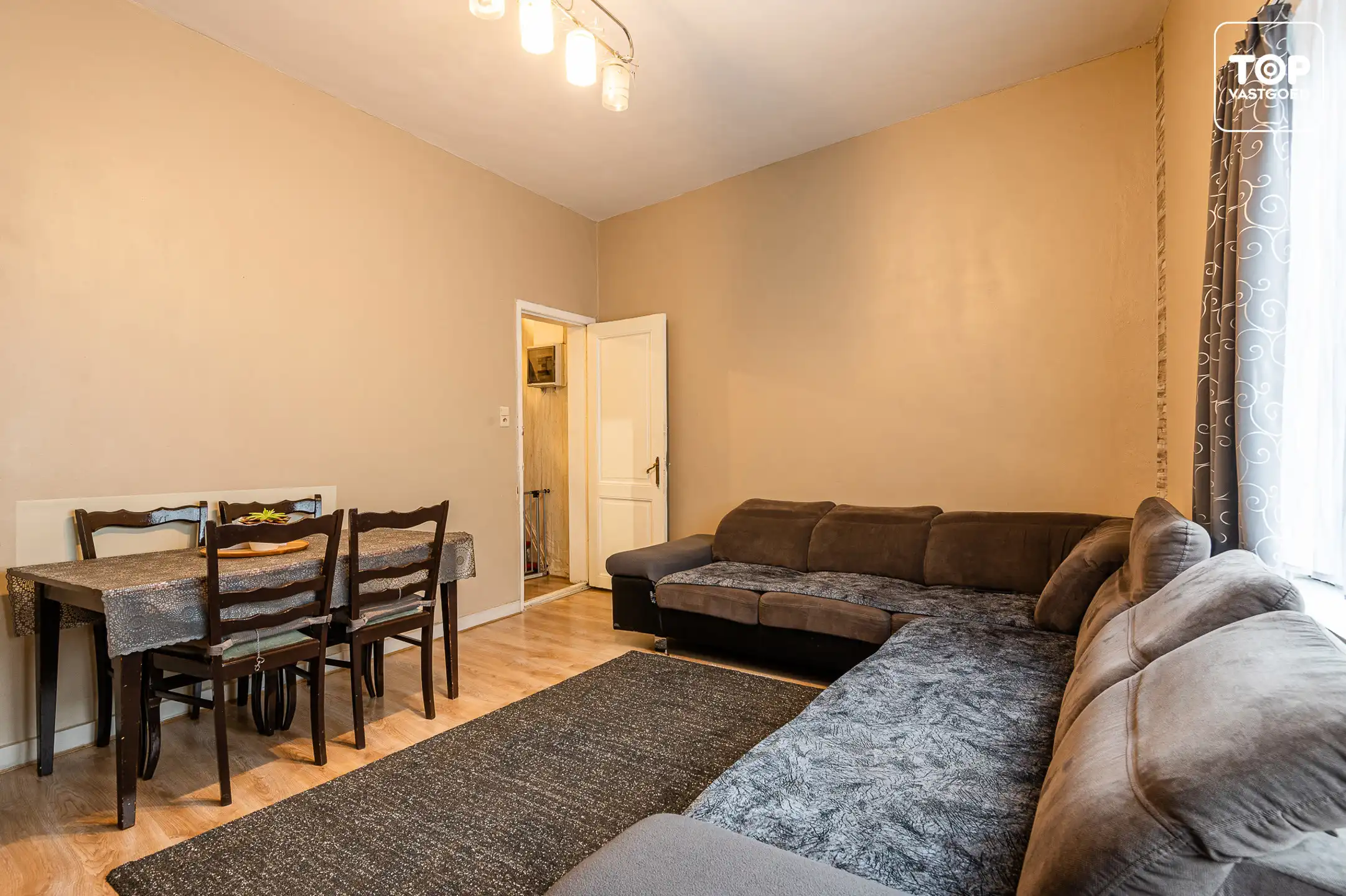 Centraal gelegen (opbrengst) eigendom met verhuurd handelsgelijkvloers en 2-slaapkamer woonst foto 10