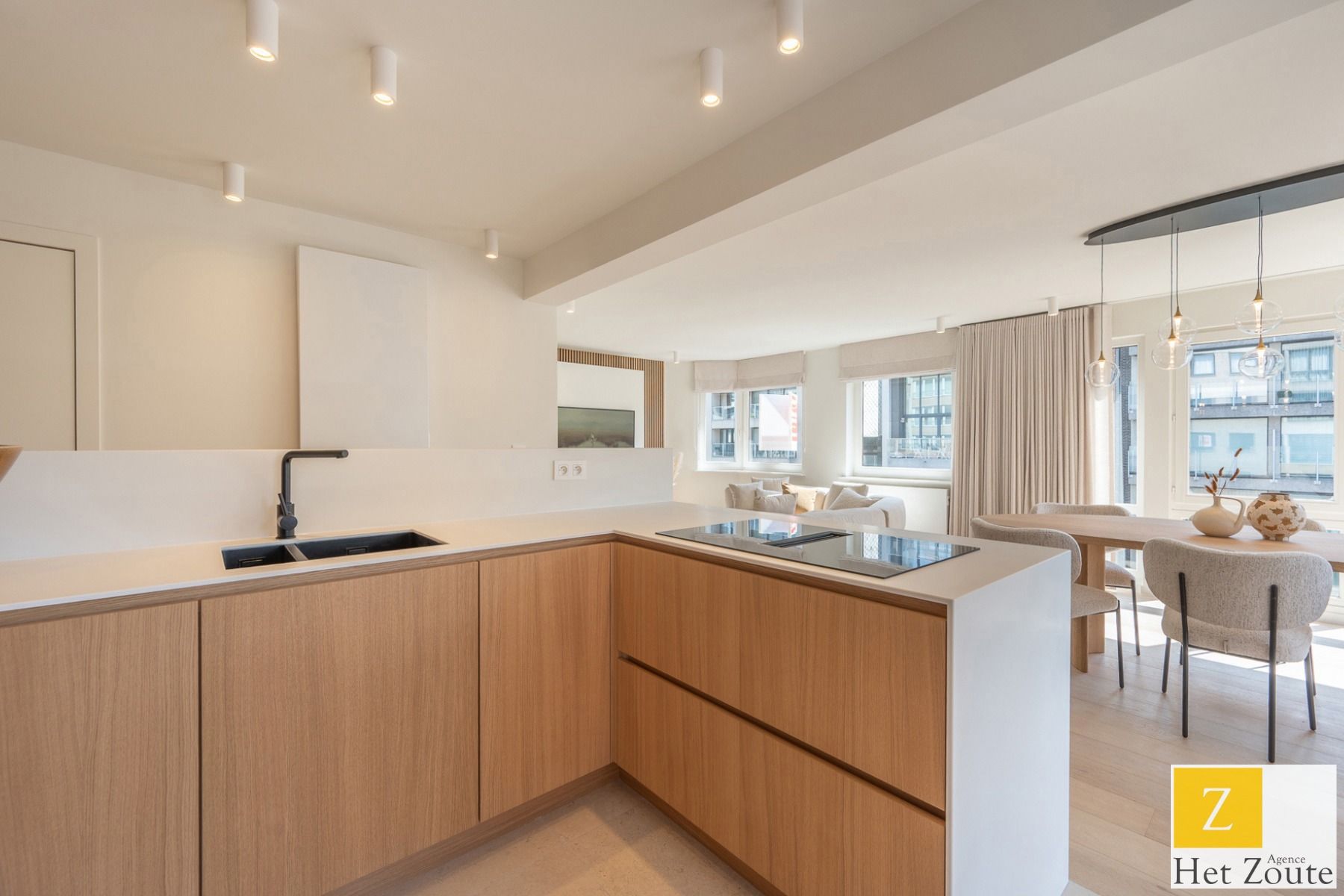 Prachtig hoekappartement op toplocatie in Knokke foto 11