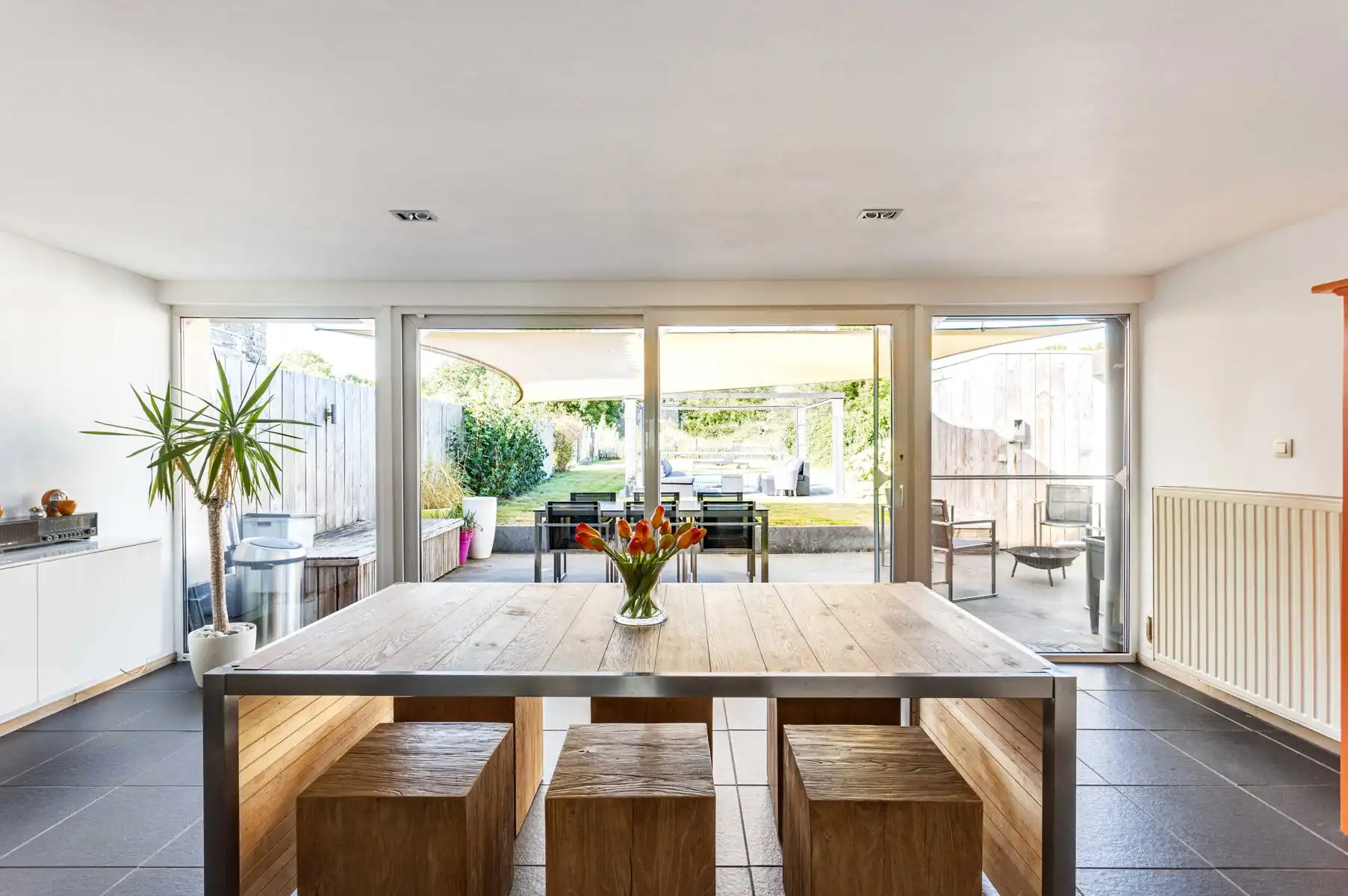 Instapklare woning met 3 slaapkamers en zwembad! foto 15