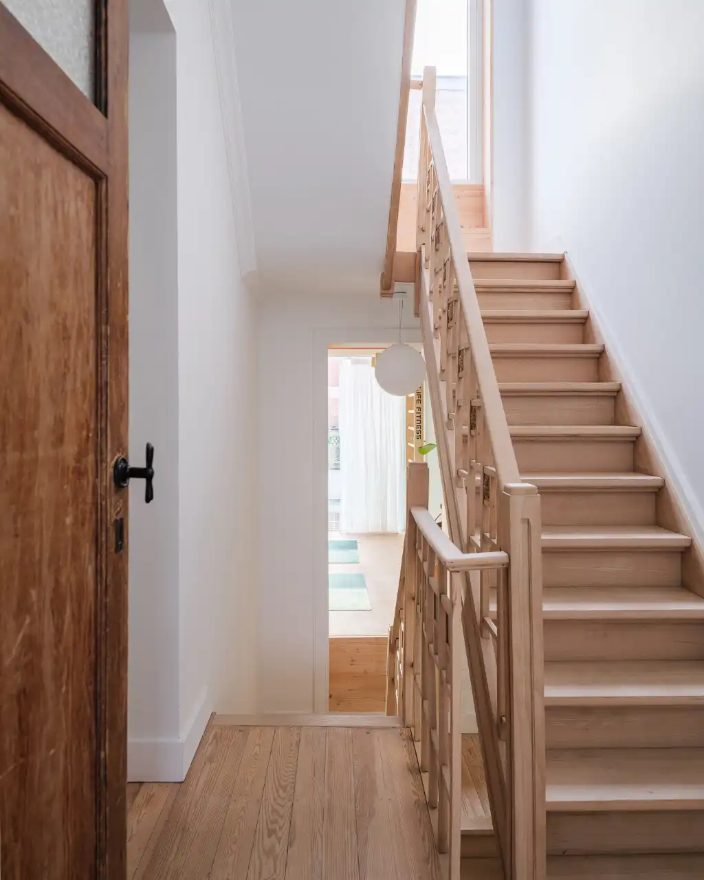 Prachtig gerenoveerde (Volt Architecten) interbellumwoning met vier slaapkamers, twee badkamers en zonnige stadstuin nabij de Bijloke. foto 22