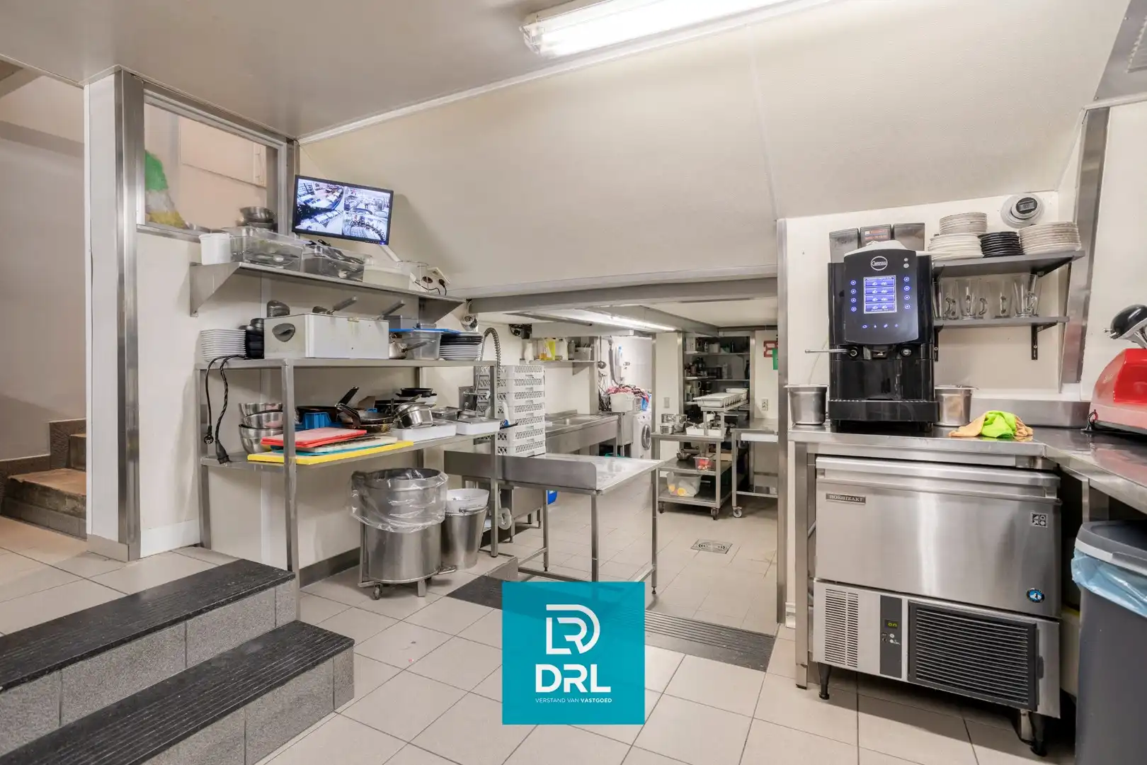 2 APPARTEMENTEN met HANDELSZAAK foto 11