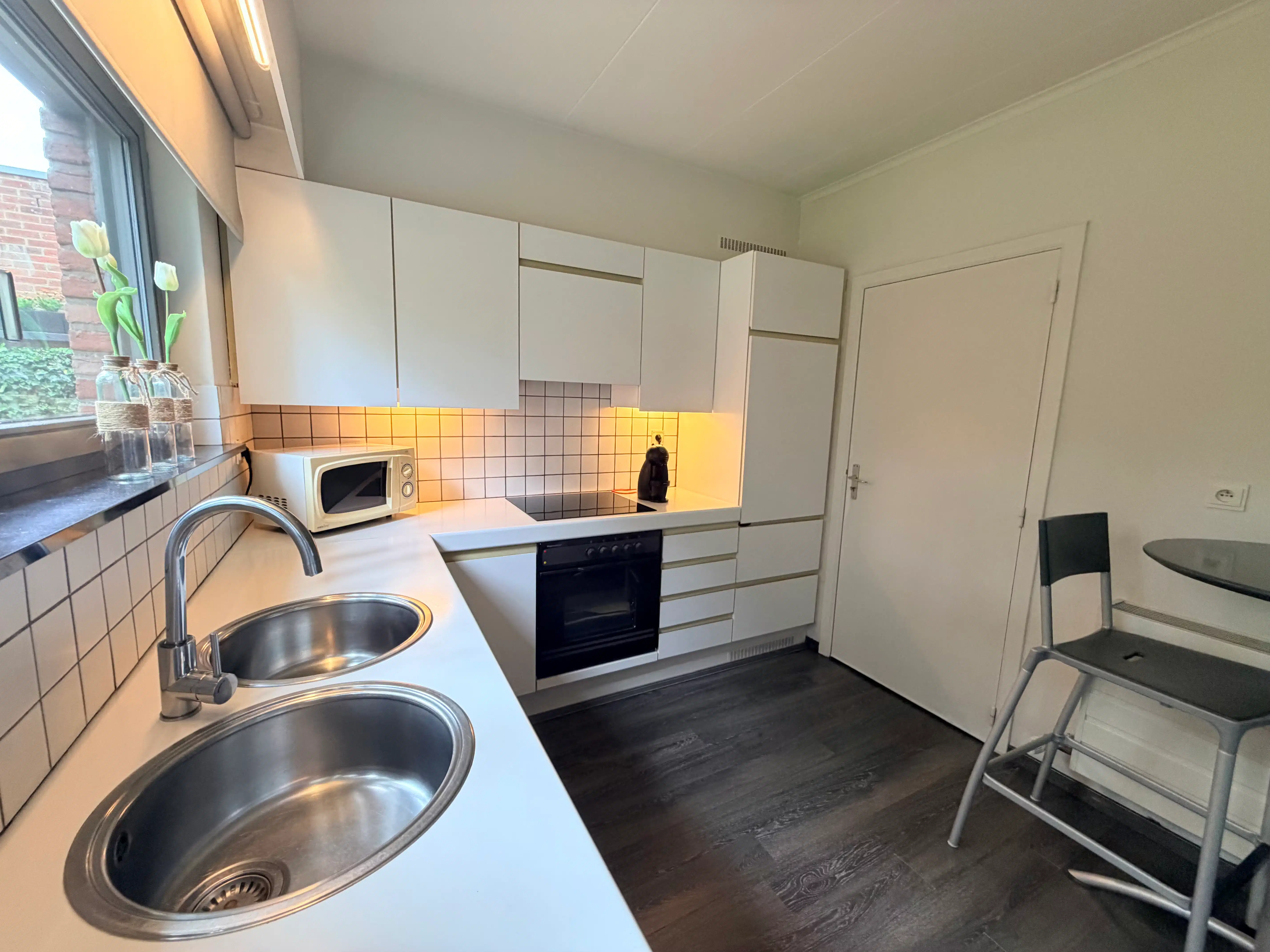 Genk, Westerwennel 25: Gelijkvloerse woning met 3 slaapkamers in een rustige woonwijk met een prachtig onderhouden tuin. foto 13