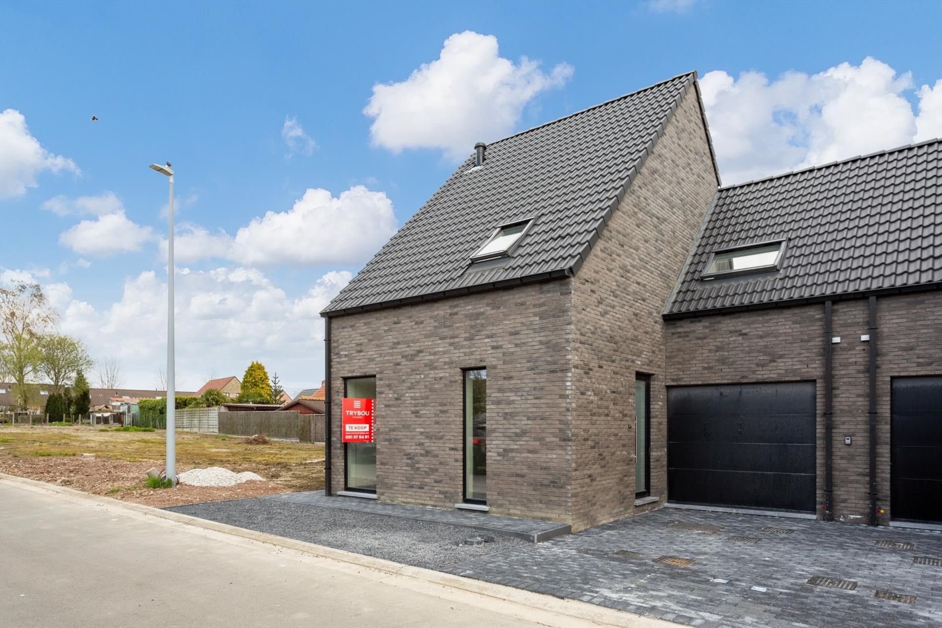 Rustig gelegen nieuwbouwwoning in centrum Houthulst  foto 1