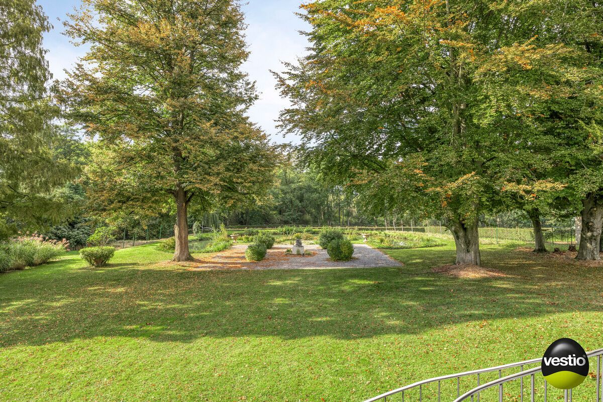 RUIME RESIDENTIEEL GELEGEN VILLA OP 46A89CA NABIJ CENTRUM BILZEN. foto 50