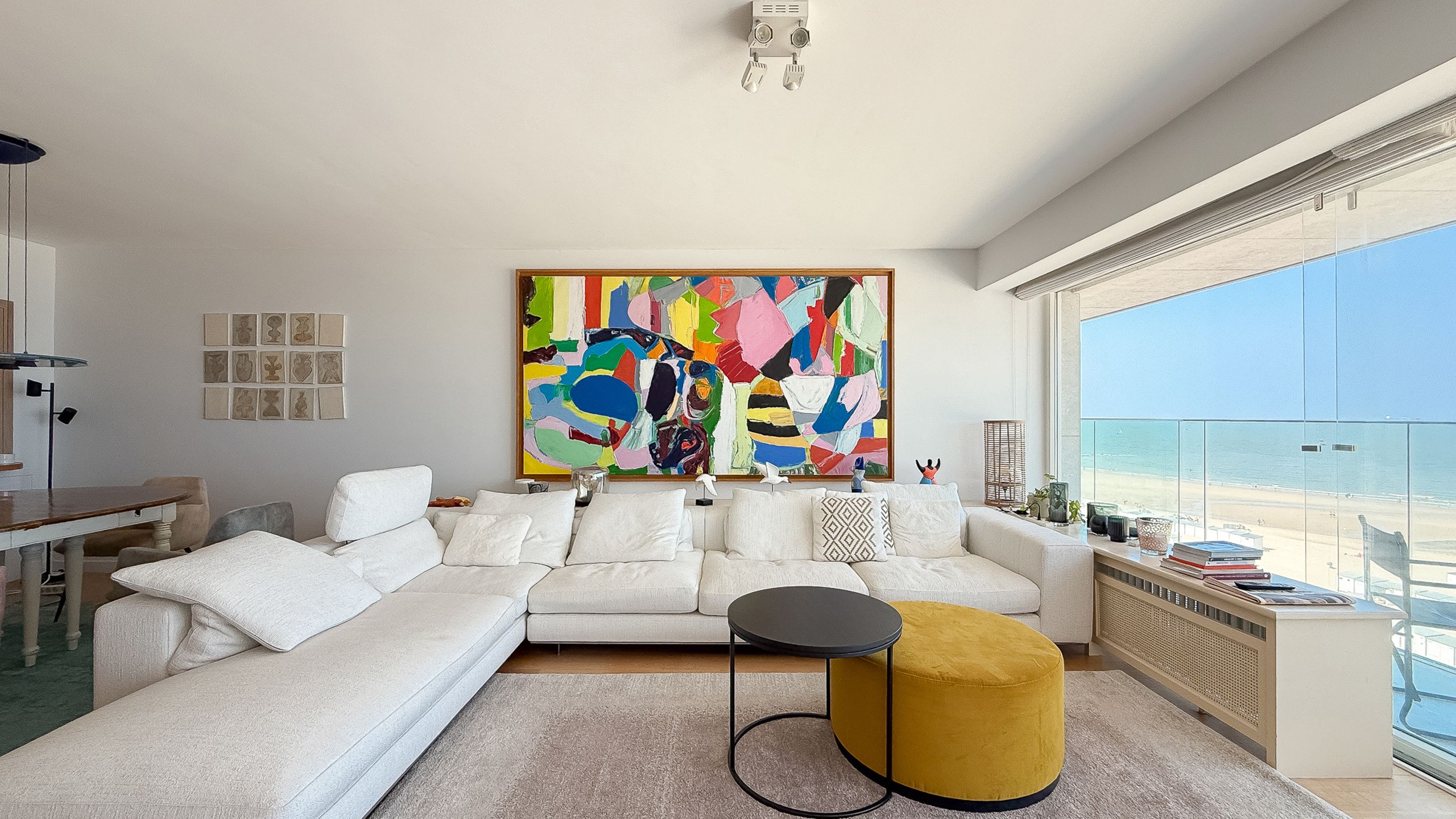 Appartement met frontaal zeezicht op de Zeedijk in het Zoute foto 8