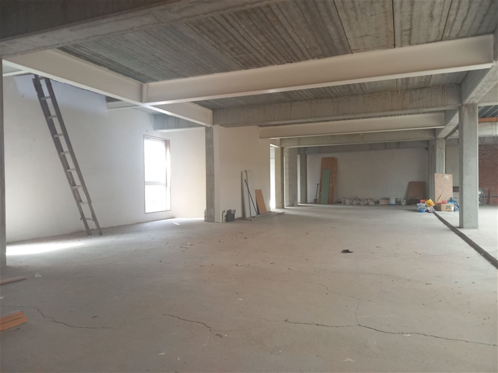 Kantoorgebouw foto 11