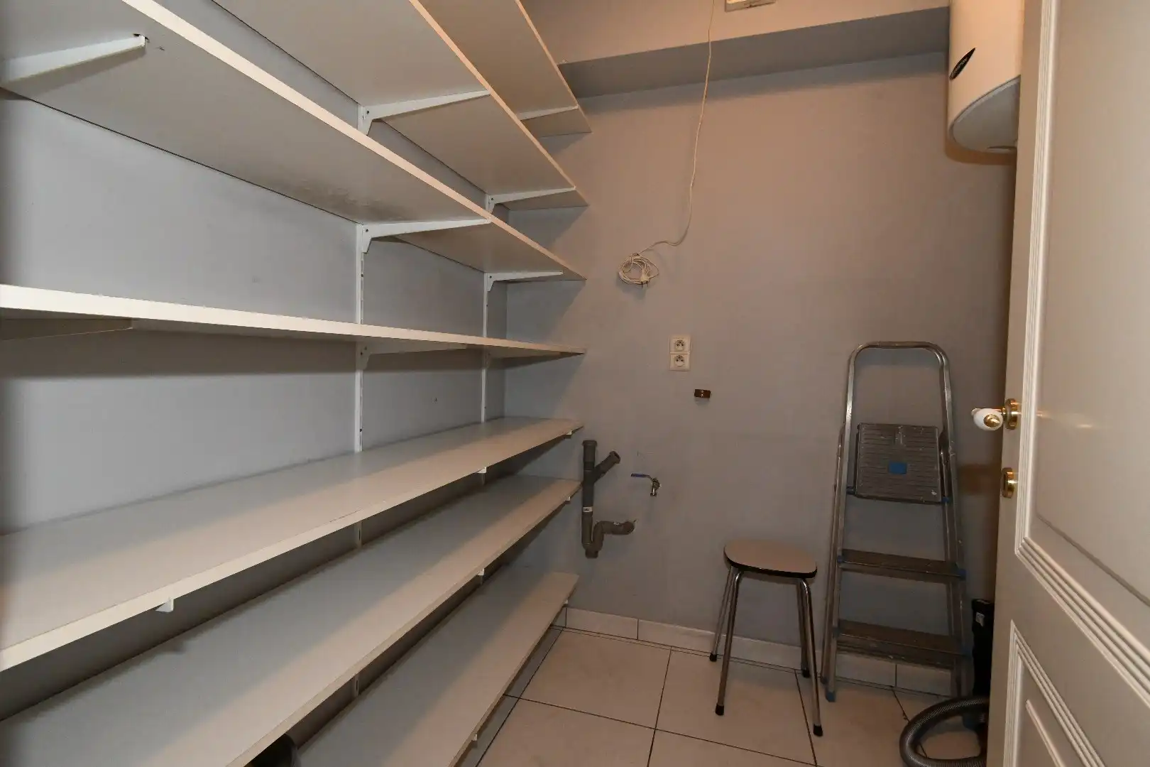 Instapklaar appartement met 2  slpk. en garage gelegen centrum Maldegem foto 17