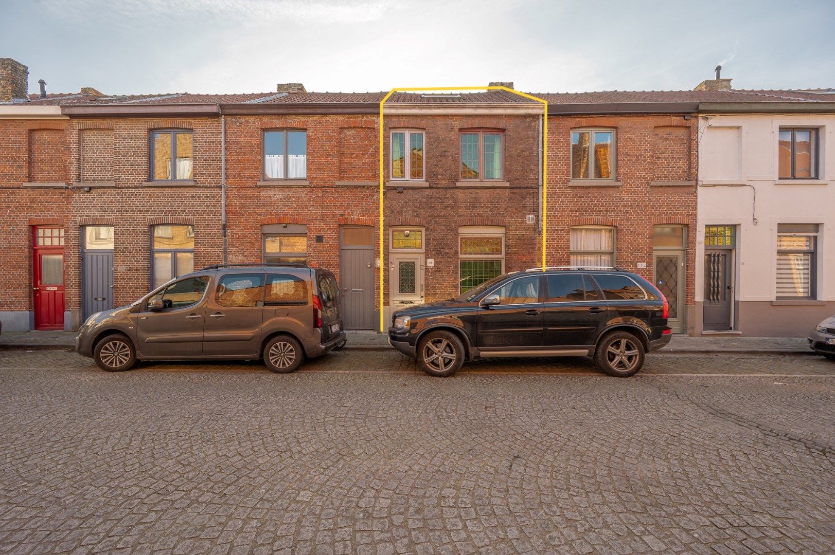 Hoofdfoto van de publicatie: Charmante woning met terras in Brugge centrum