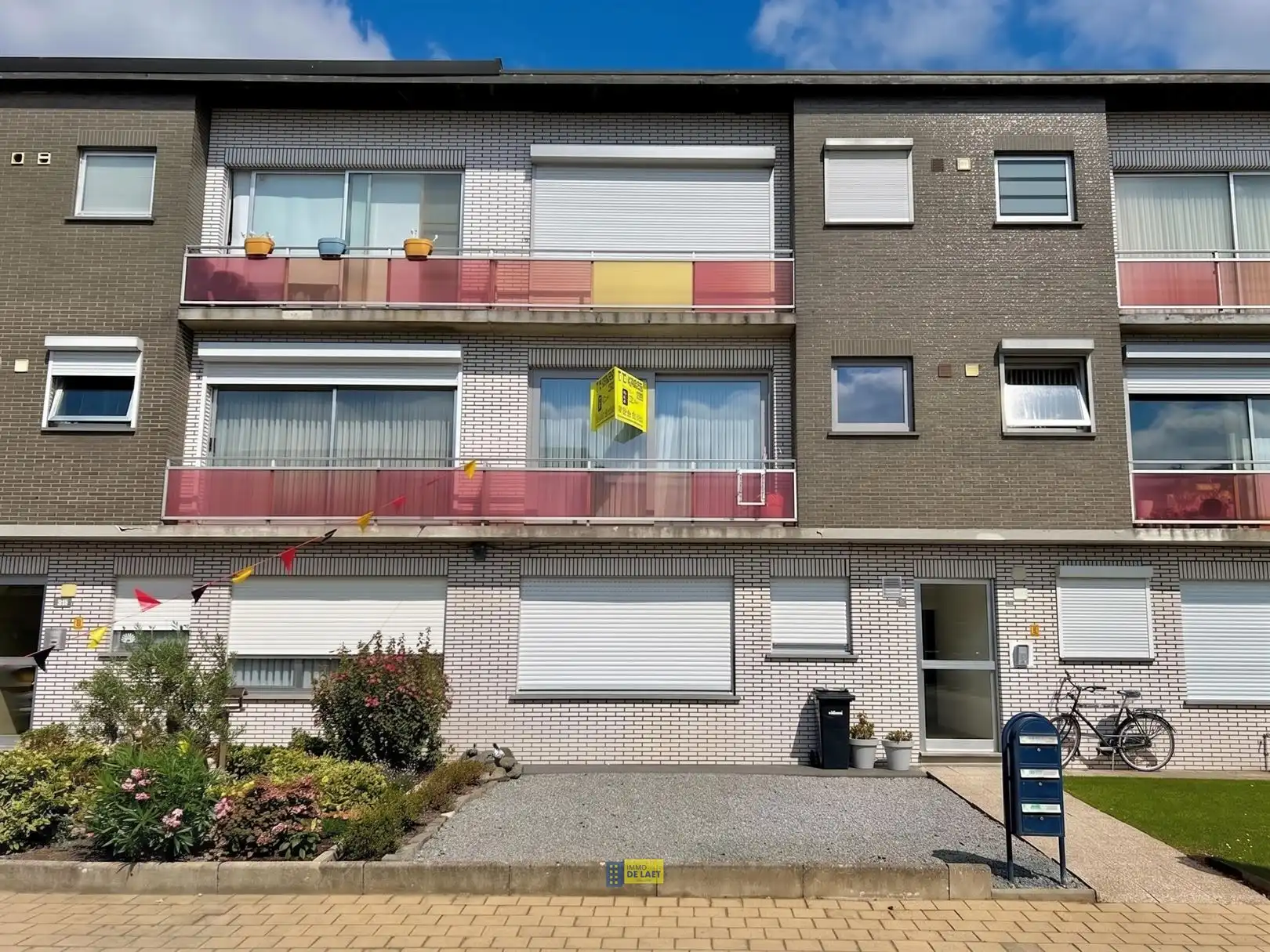 Appartement foto {{pictureIndex}}
