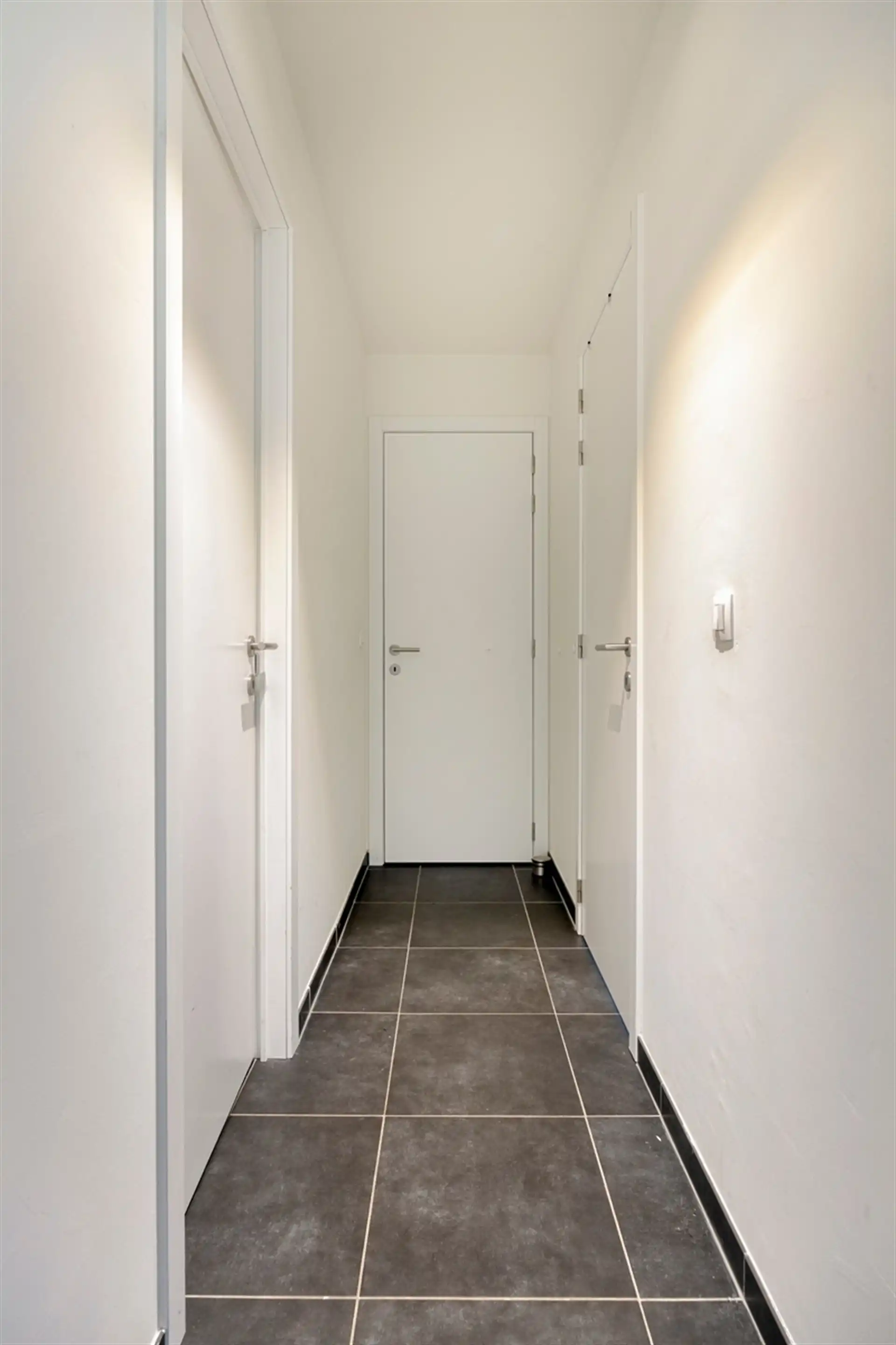 Appartement met 2 slaapkamers nabij centrum  foto 8