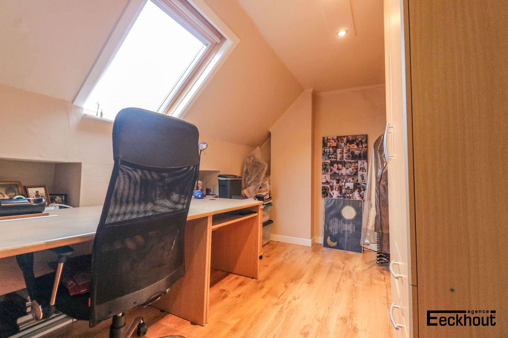 Instapklare en gezellige rijwoning met 4 slaapkamers en zonnige koer te Bredene-Duinen! foto 17