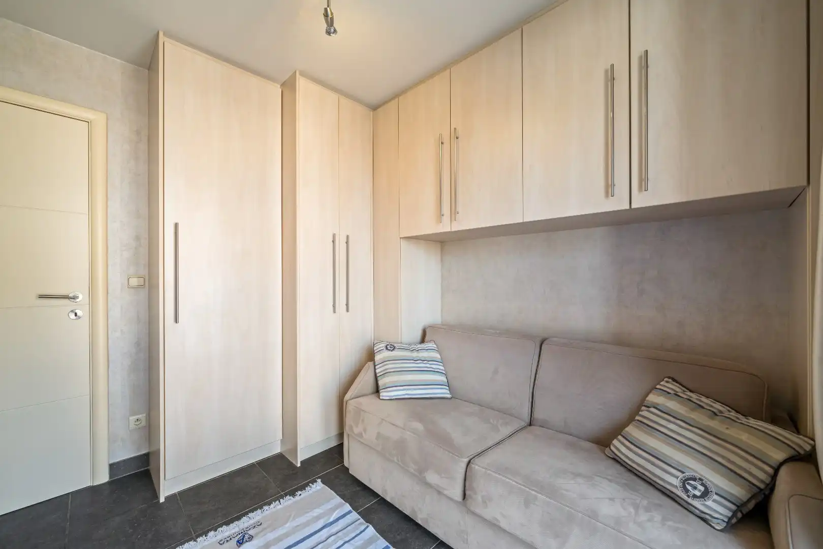 Ruim appartement + GARAGEBOX foto 14