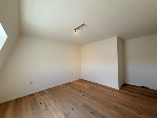 Luxe duplexappartement te huur in het hart van Maaseik, met lift, 2 slaapkamers en 2 terrassen.  foto 27