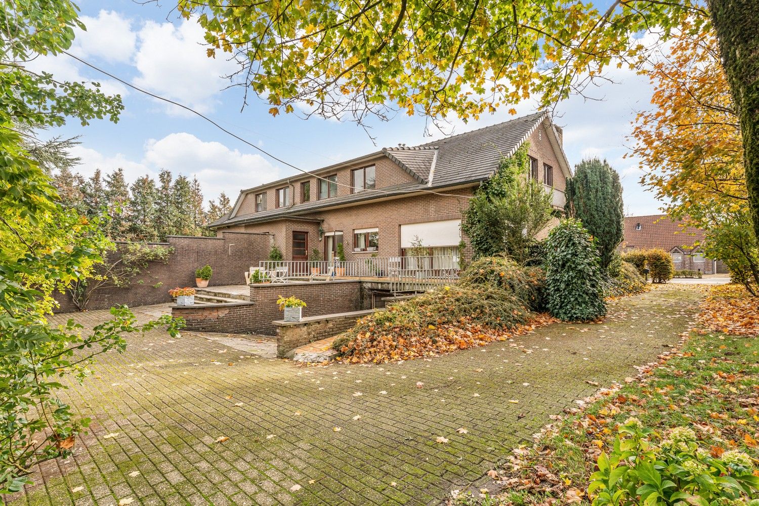 Karaktervolle villa op perceel van 18a foto 26