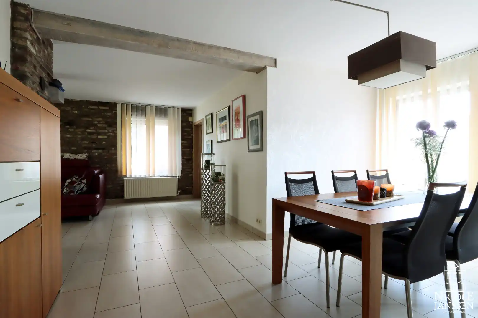 Energiezuinige instapklare woning met garage en tuin foto 7