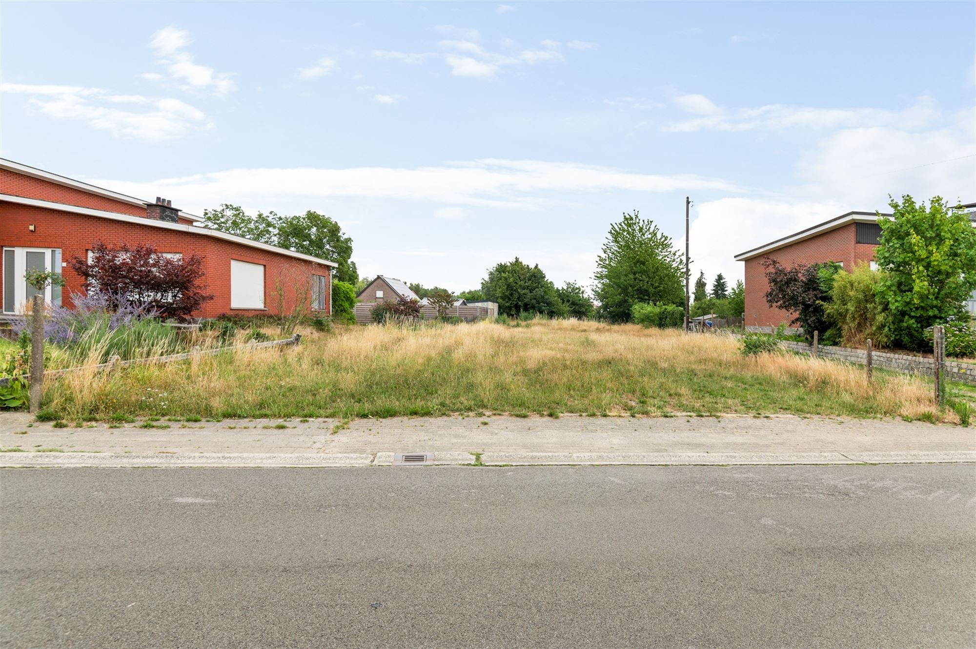 Knap perceel bouwgrond - opp. 810 m² - te Putte foto {{pictureIndex}}
