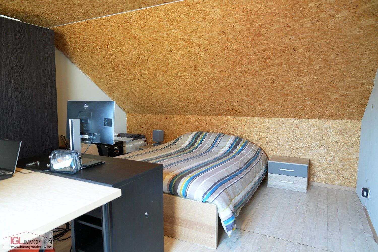 Gerenoveerde bel-étage woning met 5 slaapkamers, garage en zonnige tuin foto 18