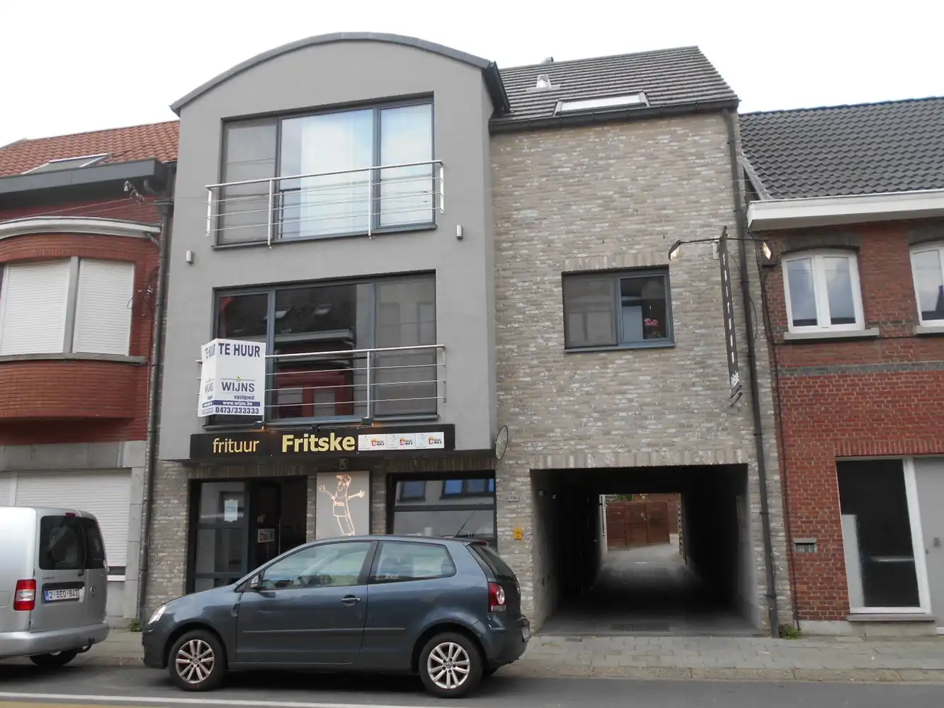 Appartement 1ste verdieping met ruim terras. foto 2