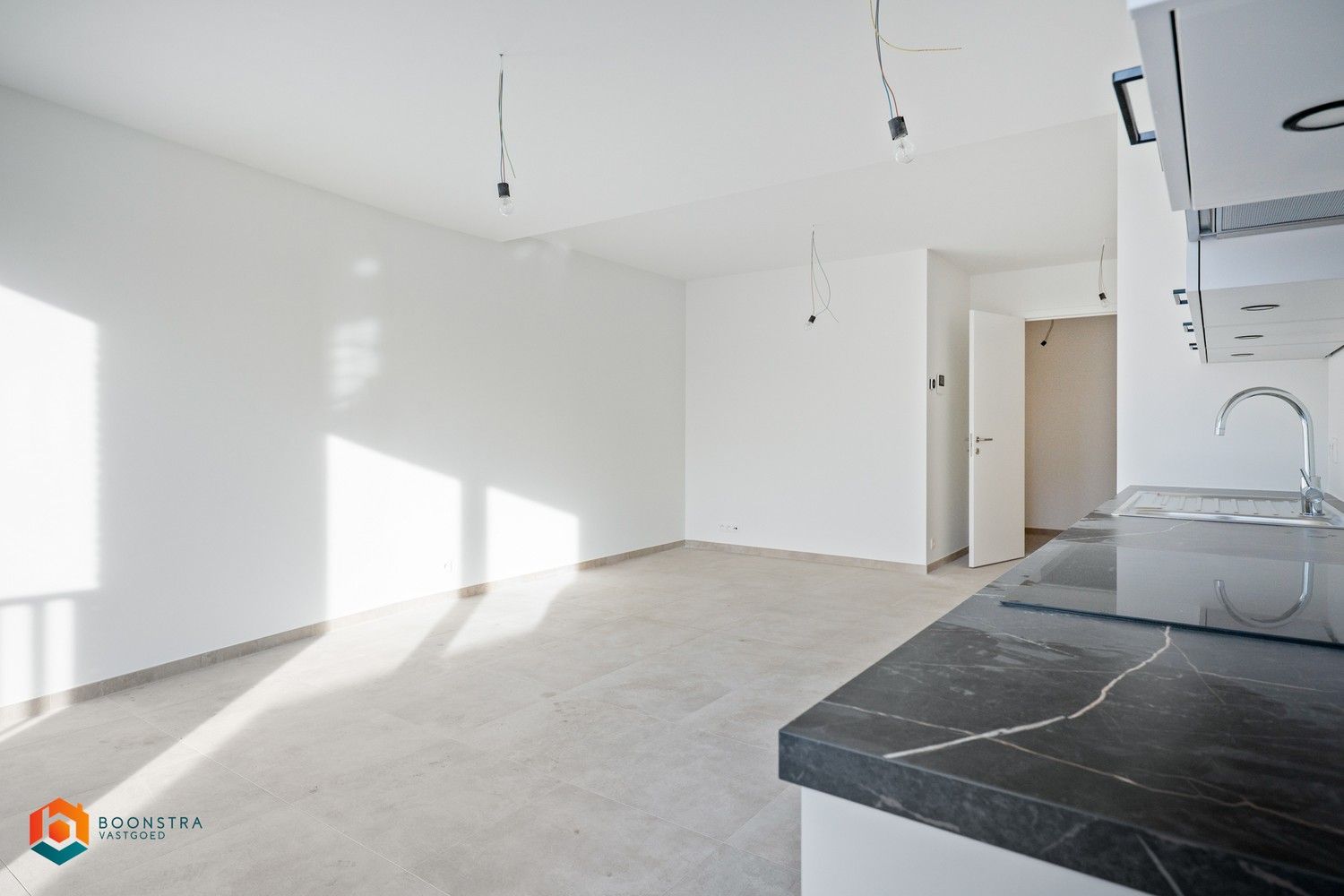 BEN app. met 1 slpkr en ruim terras foto 6