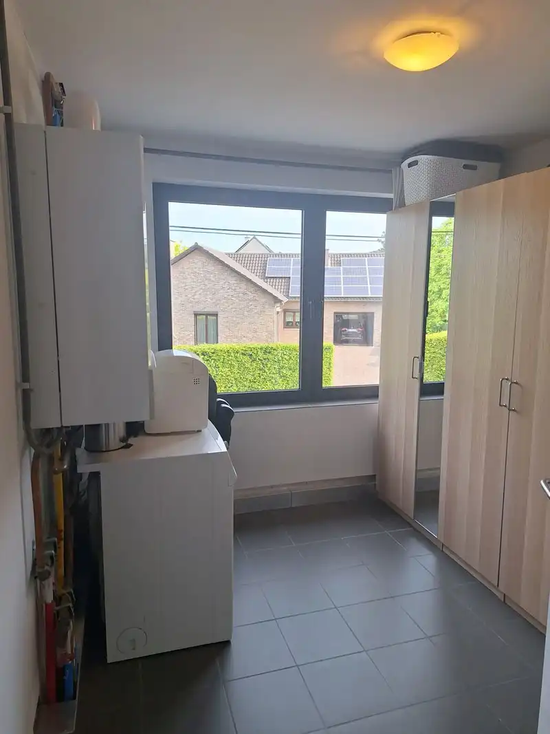Ruim, stijlvol duplex appartement te Diepenbeek foto 14