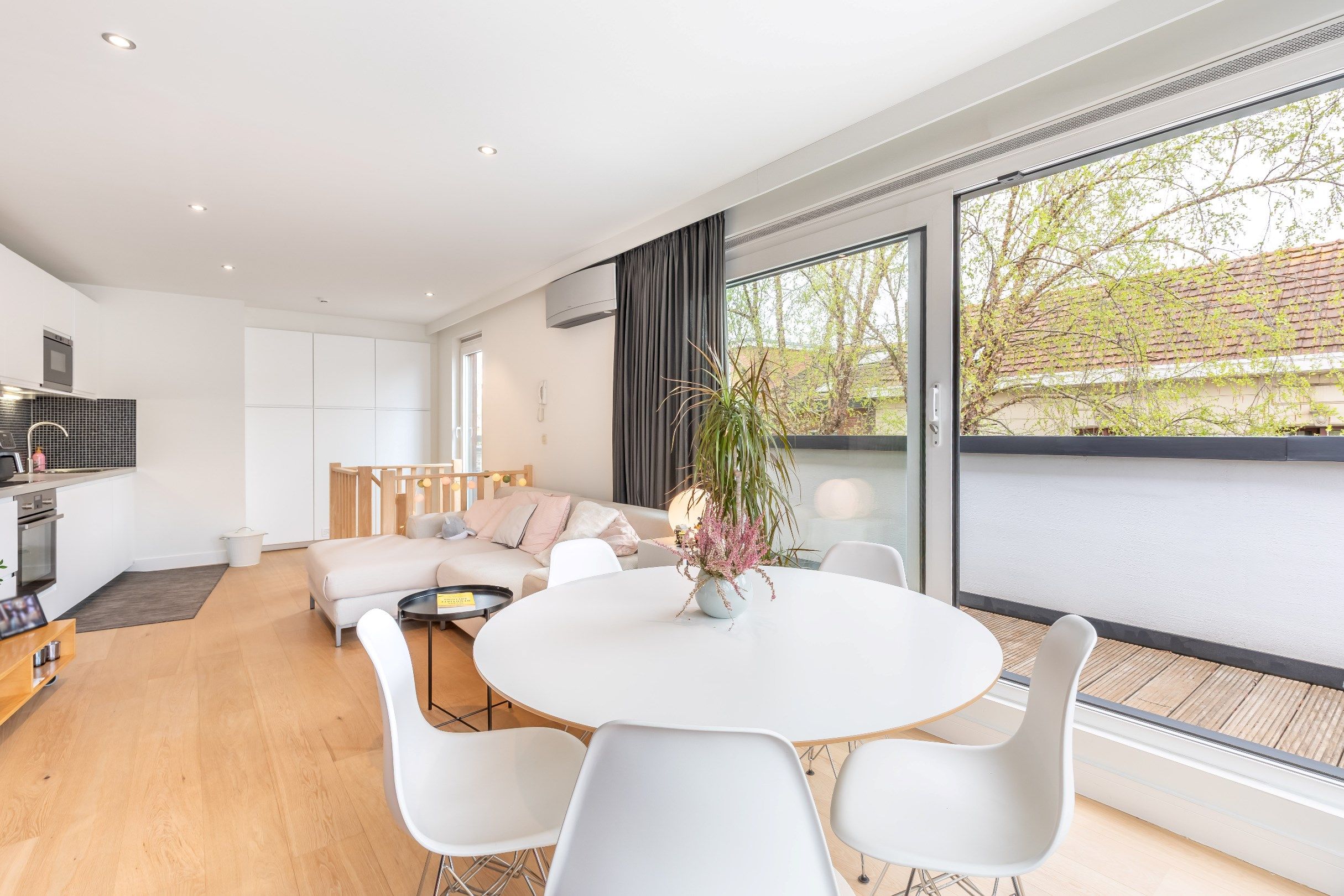 Heerlijk duplexappartement op toplocatie! foto 2