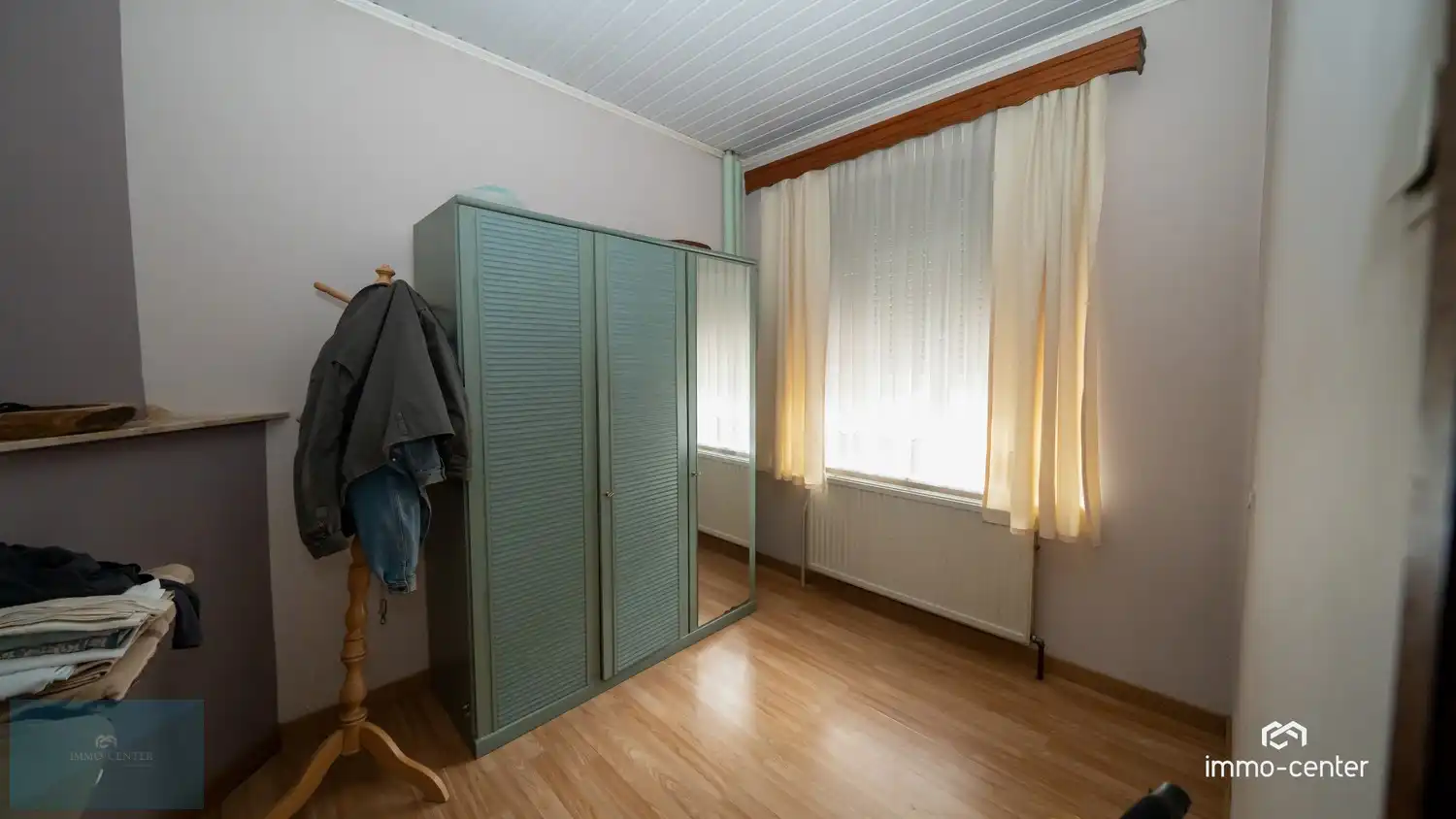 Ruime woning met 4 slaapkamers, tuin en garage – Genk (Winterslag) foto 6