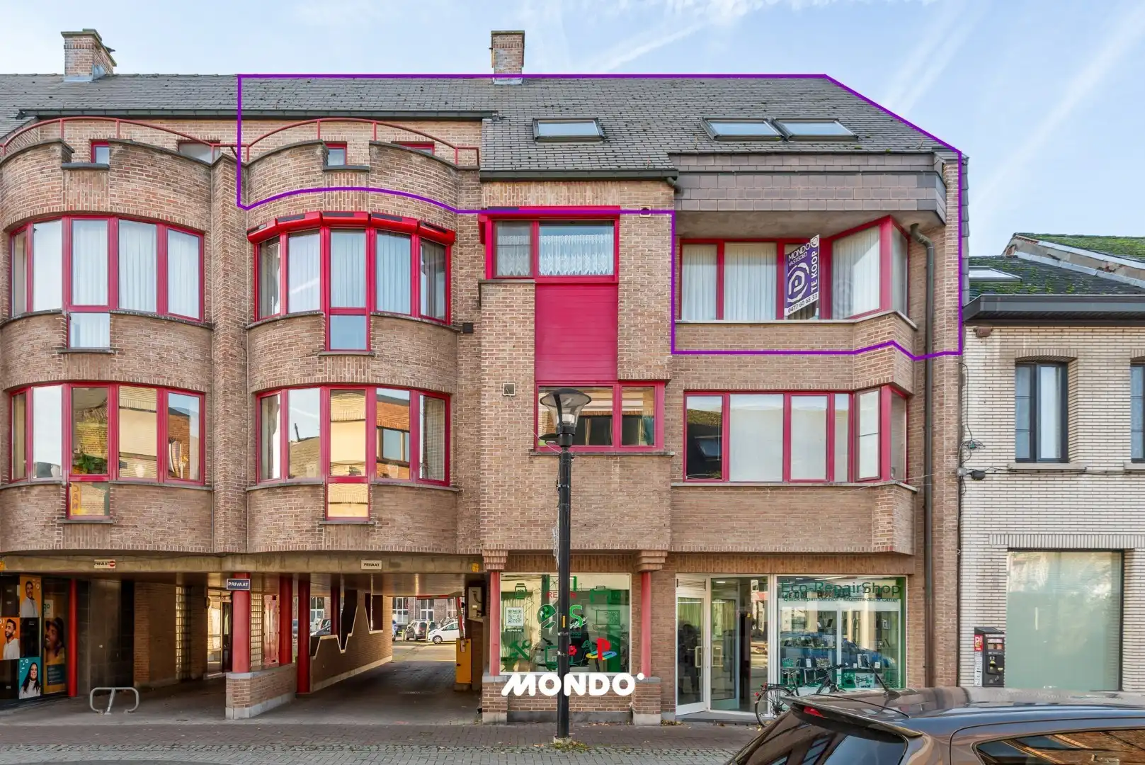 Ruim appartement met drie slaapkamers foto 2