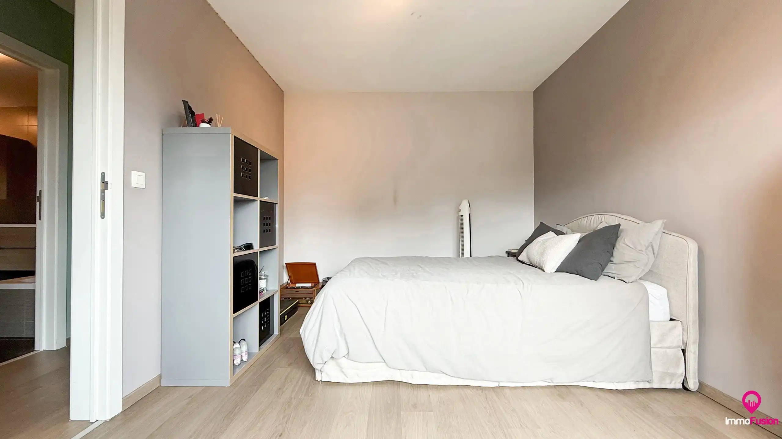 Moderne energiezuinige woning in rustige straat met 3slpks!  foto 17