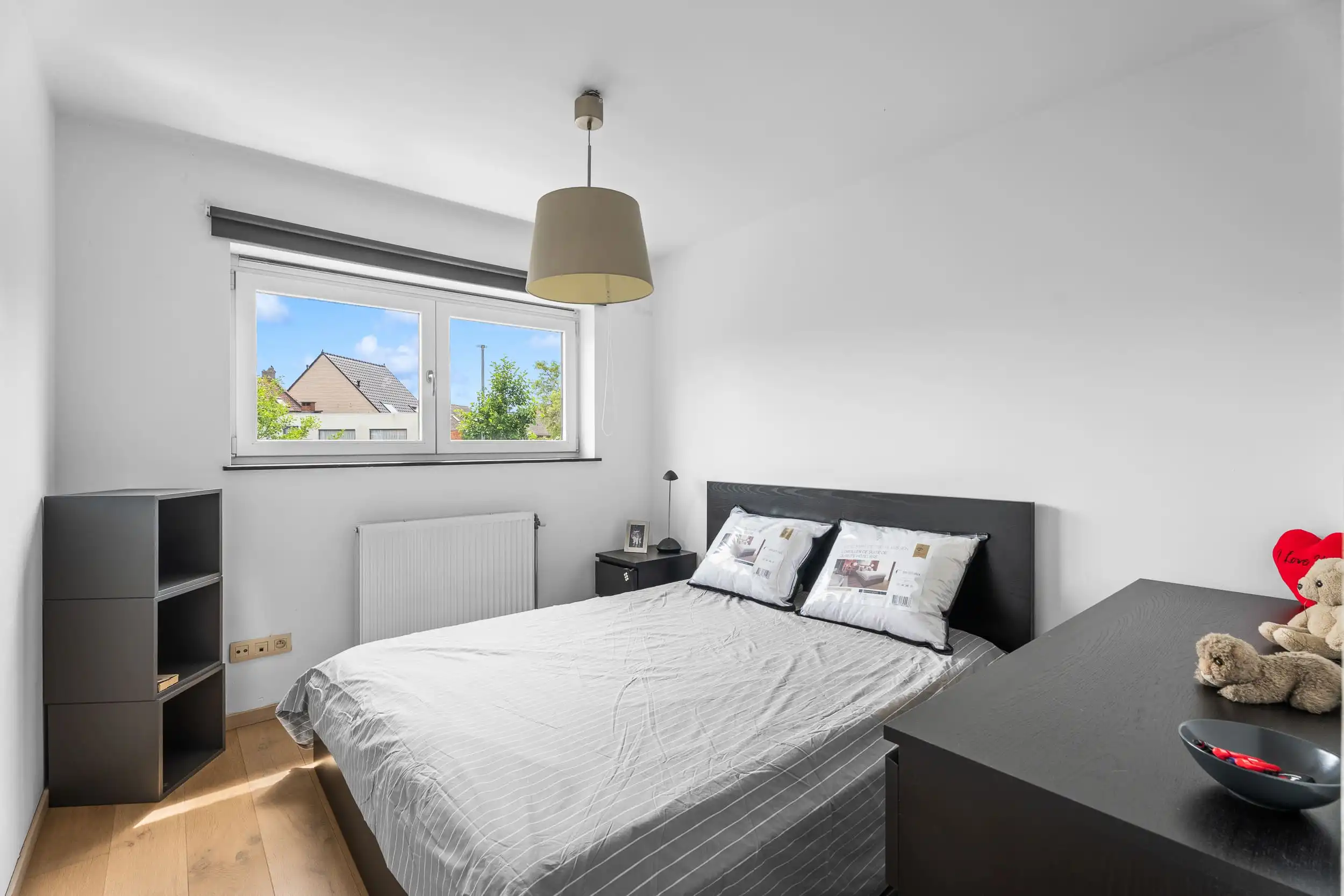 Instapklare halfopen bebouwing met 3 slaapkamers foto 8