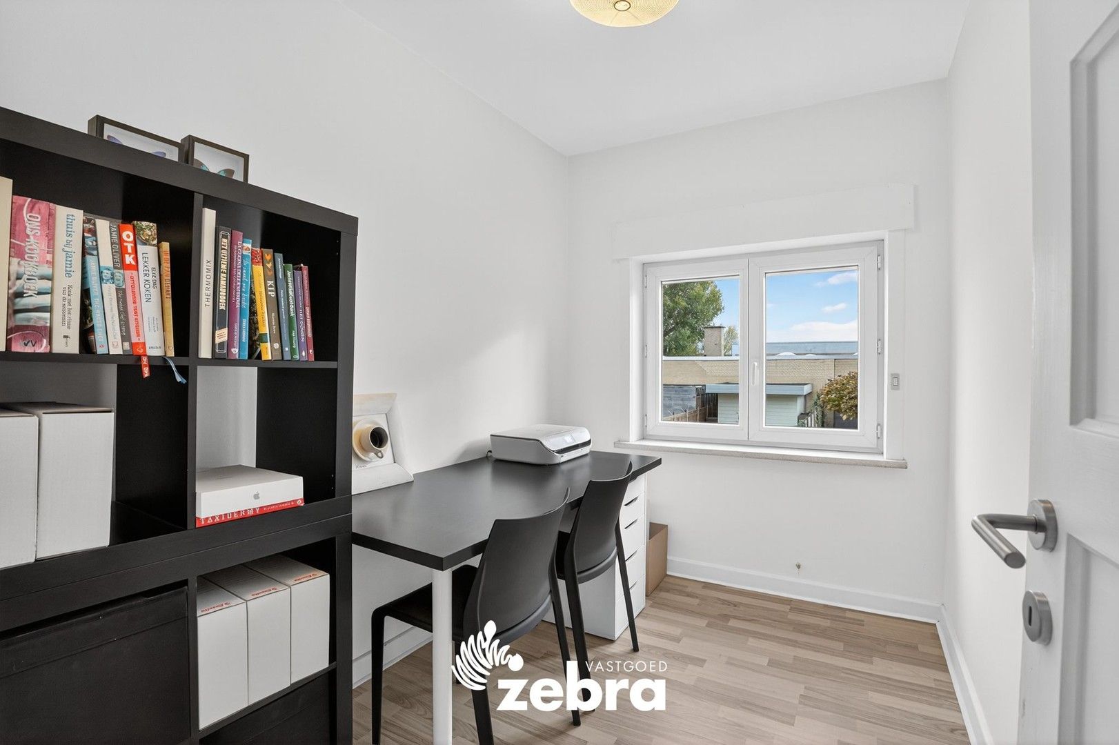 Instapklare woning met 5 slaapkamers te Izegem! foto 16